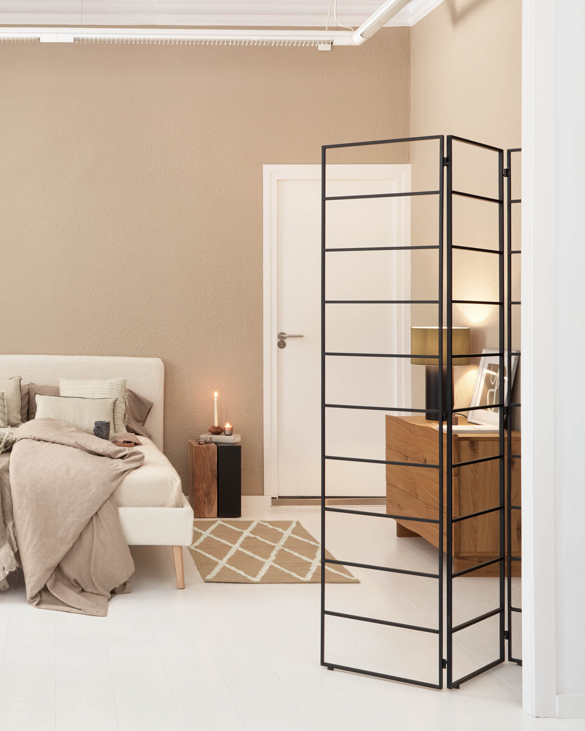 KAVE HOME Table d'appoint KWANGO