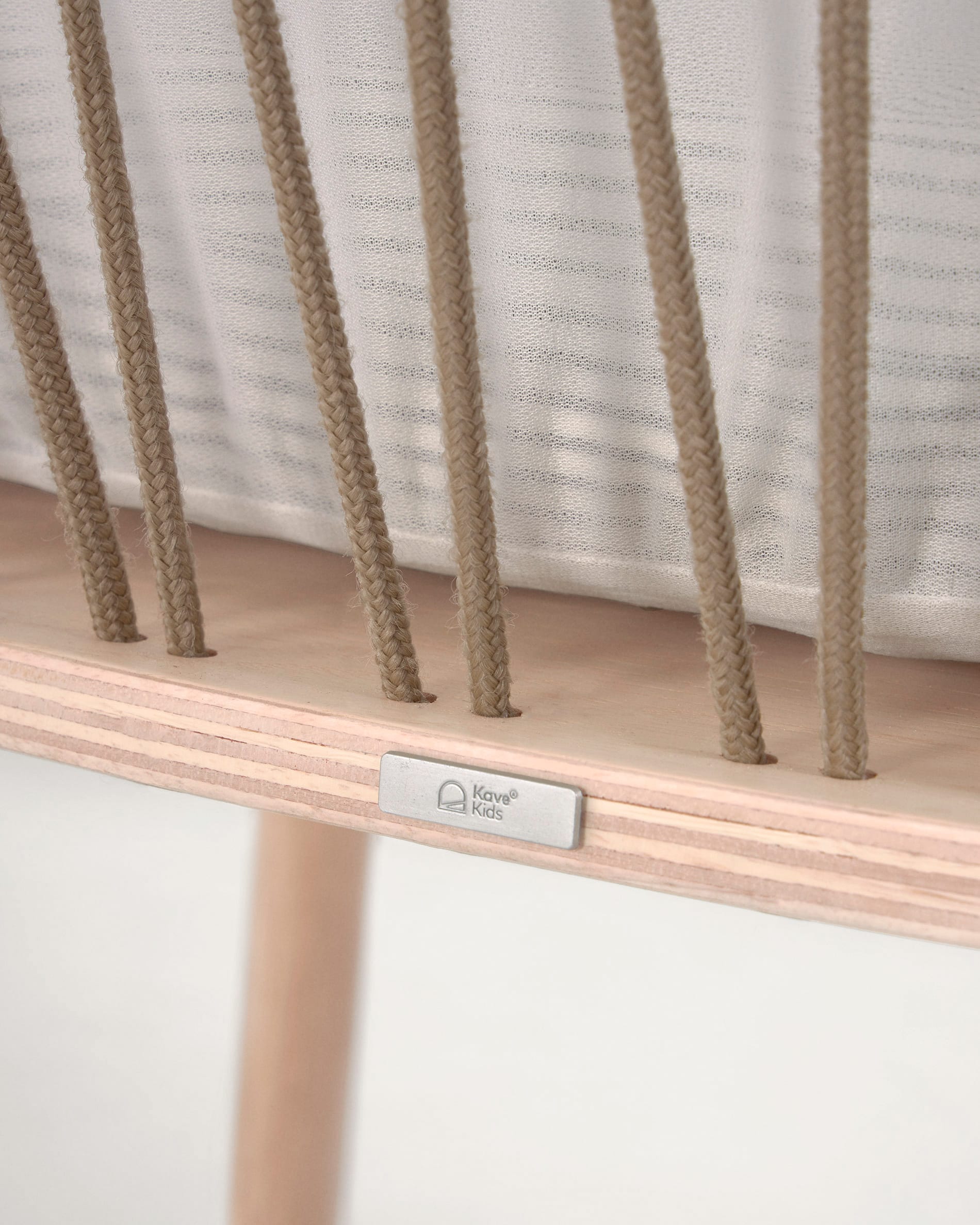 KAVE HOME LEONELA bassinet