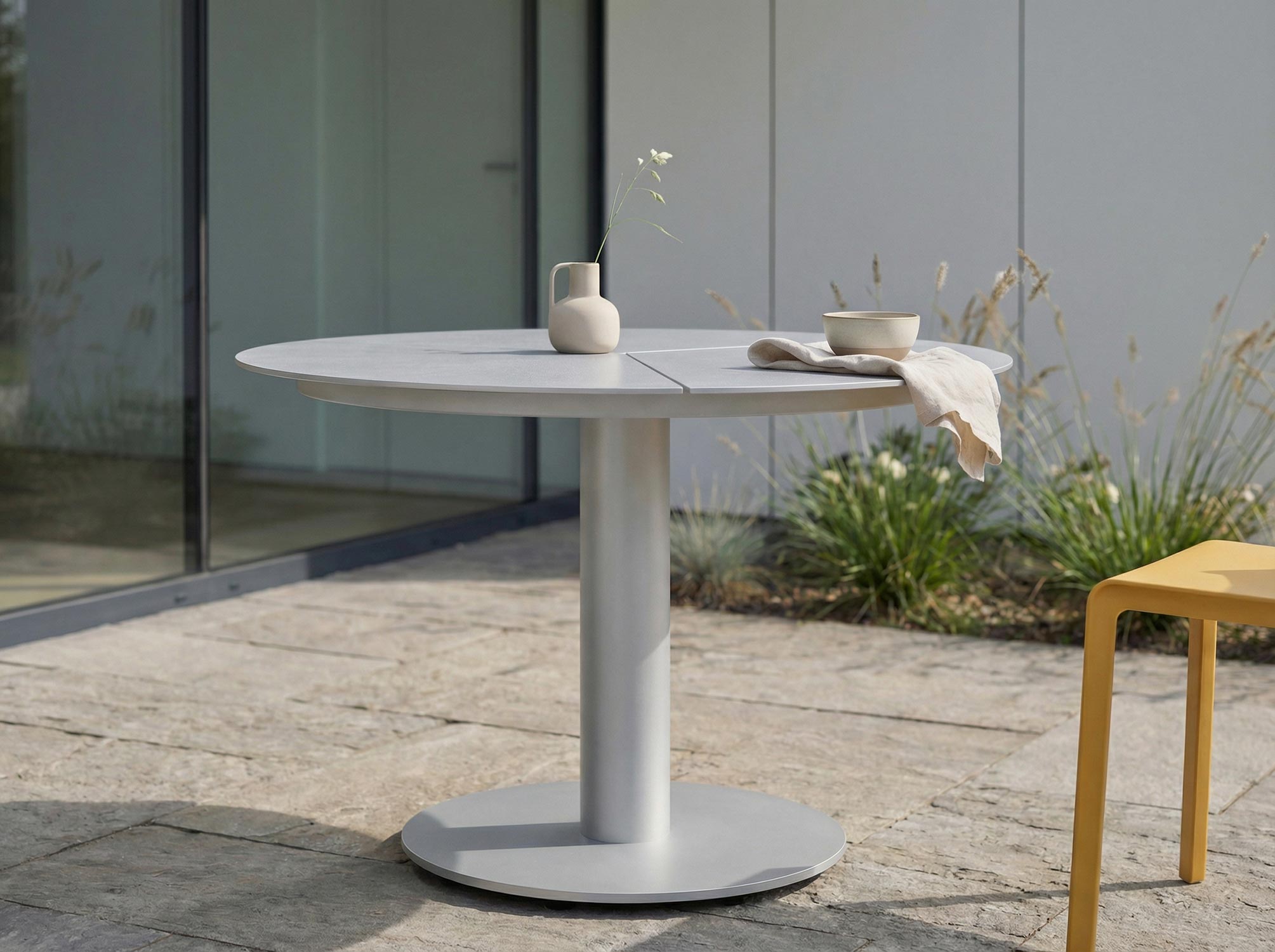 BRAFAB Gartentisch PEACE