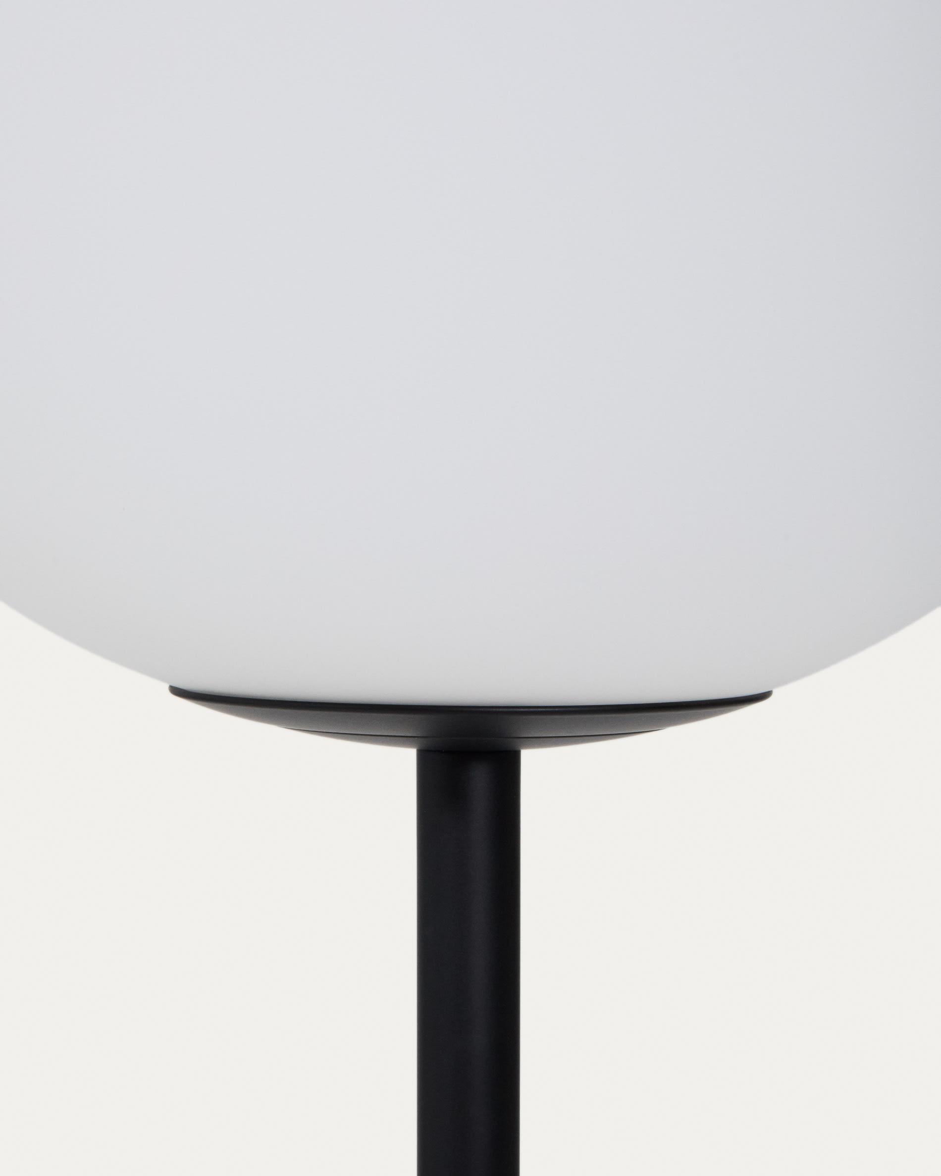 KAVE HOME Stehlampe BRISIA