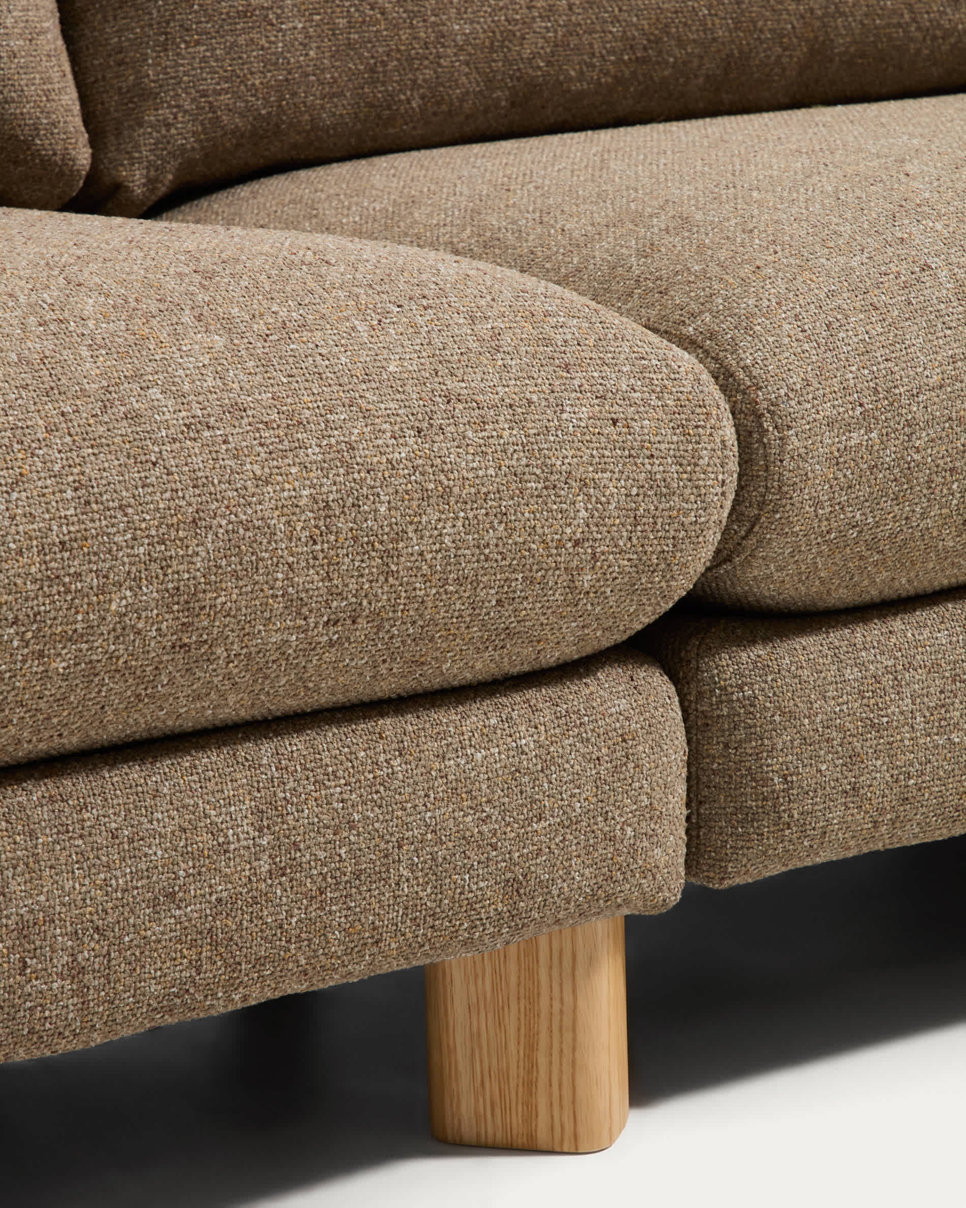 KAVE HOME Sofa VERA