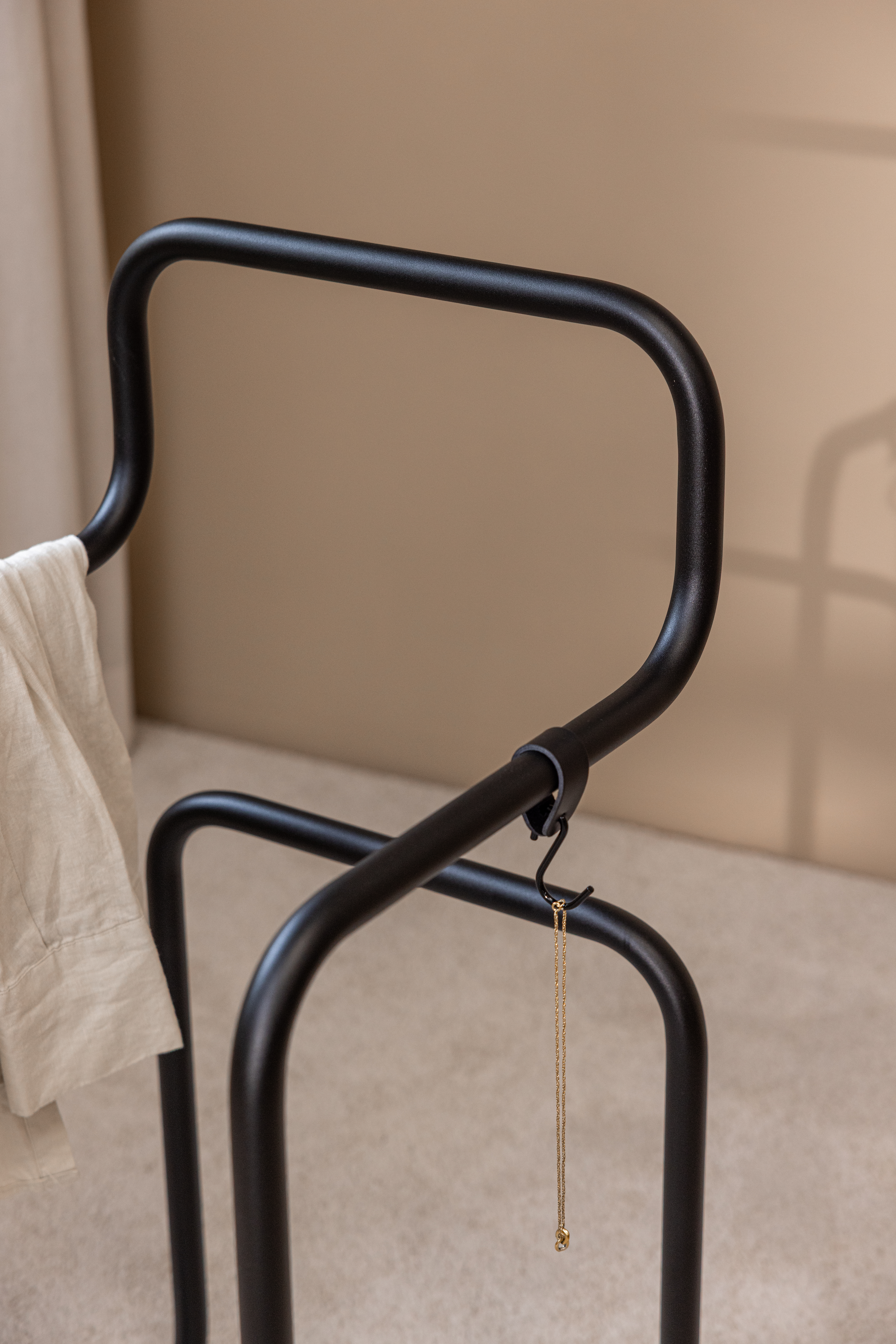 METALLBUDE Herrendiener JAMES