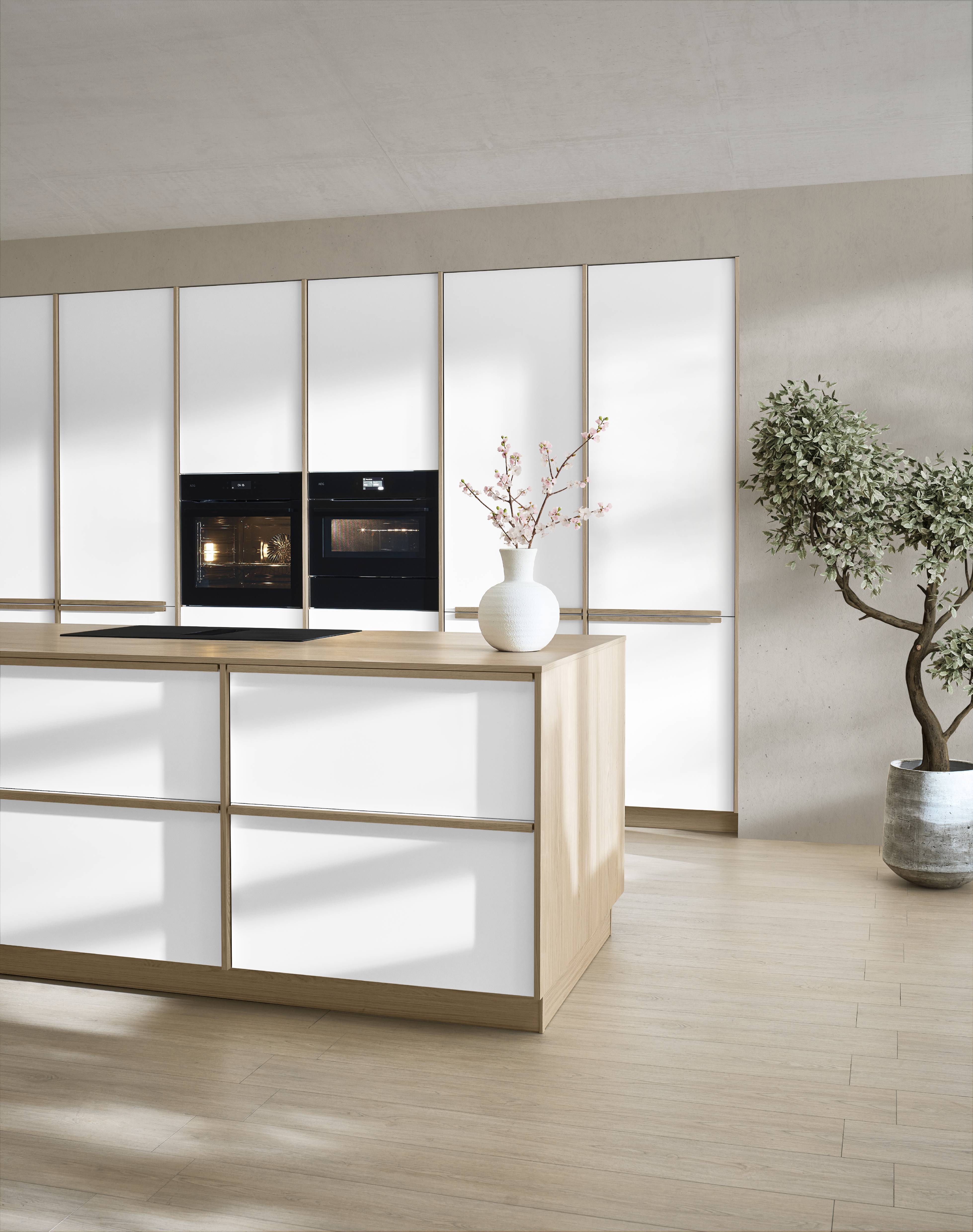 MONDO Modern island kitchen SUNTA