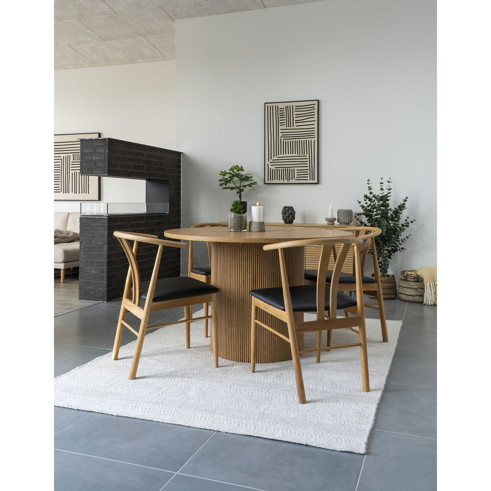 FAEE dining table SKOV