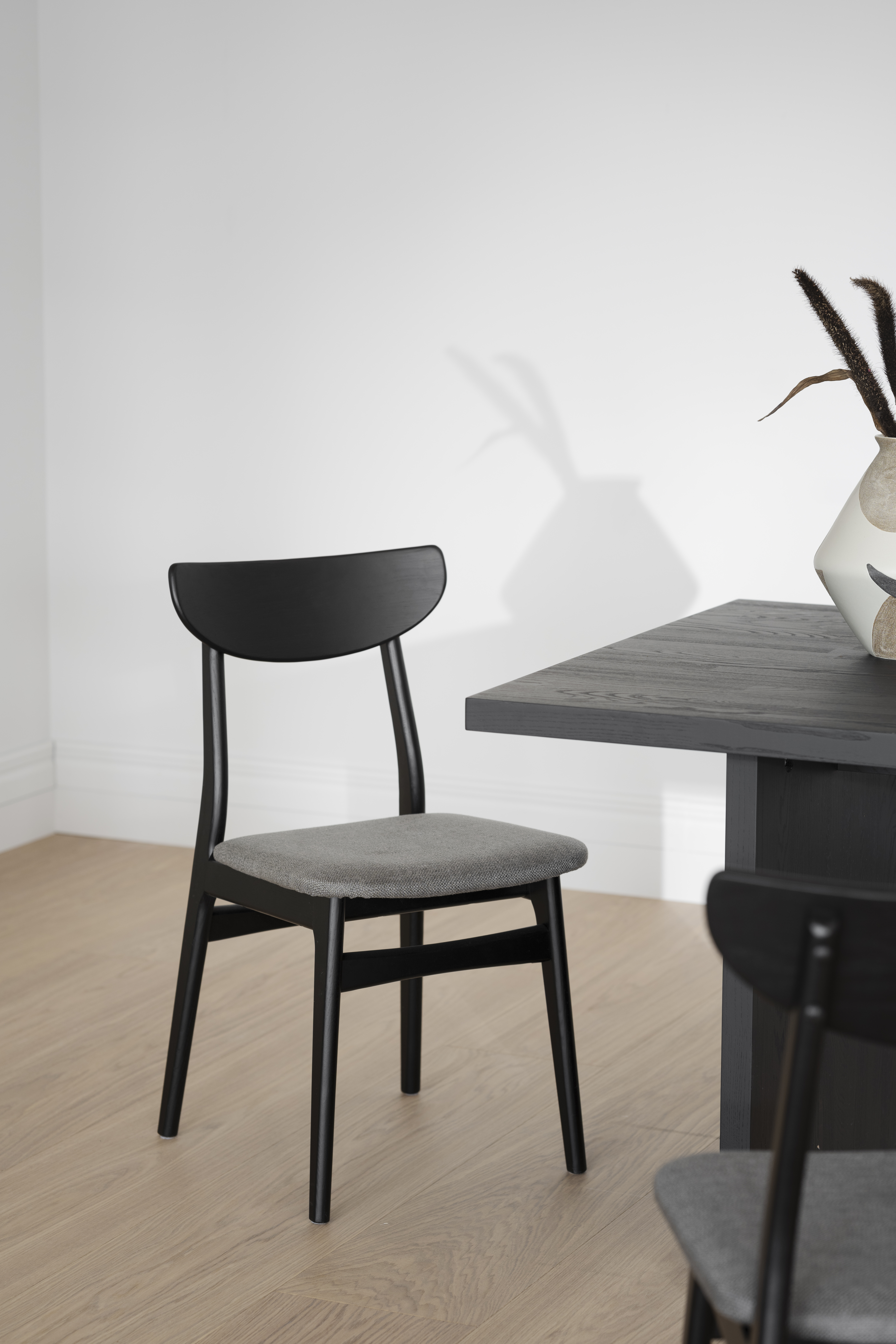 ROWICO RODHAM chair