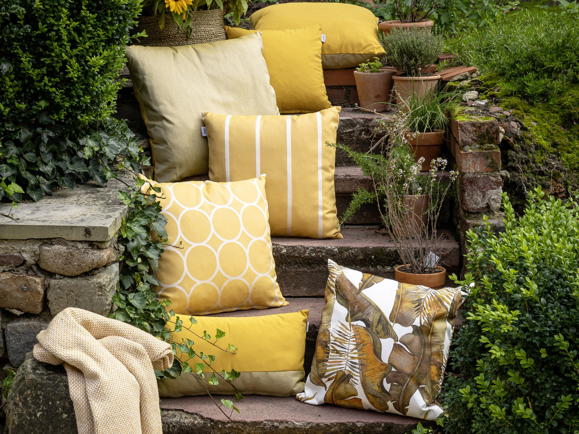 SCHoeNER-WOHNEN-Outdoor-Kissen-FIONA-6008000400-002