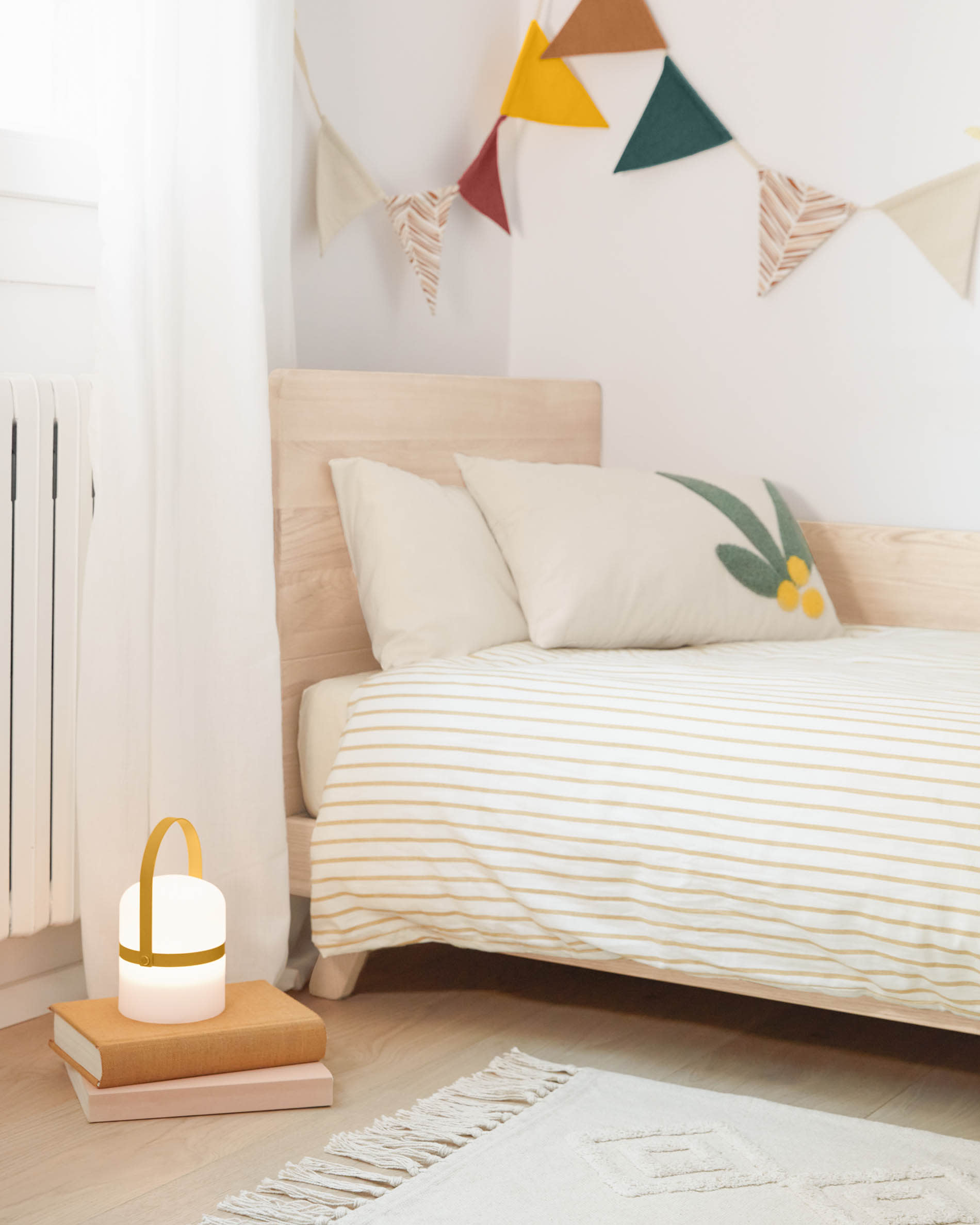 KAVE HOME Tischleuchte RIDLEY