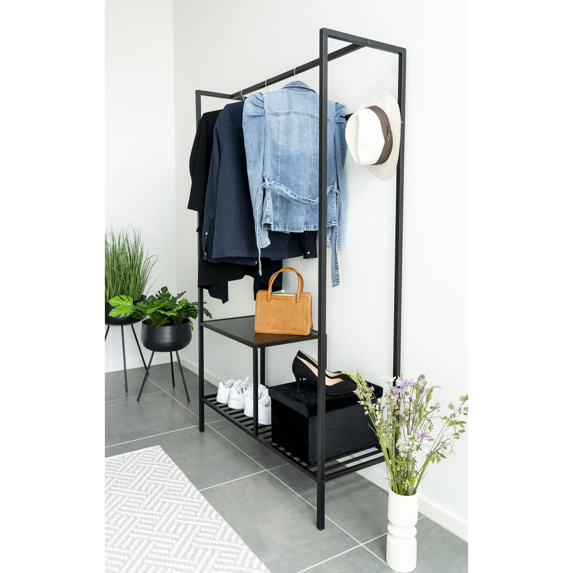 FAEE Garderobe KLARA