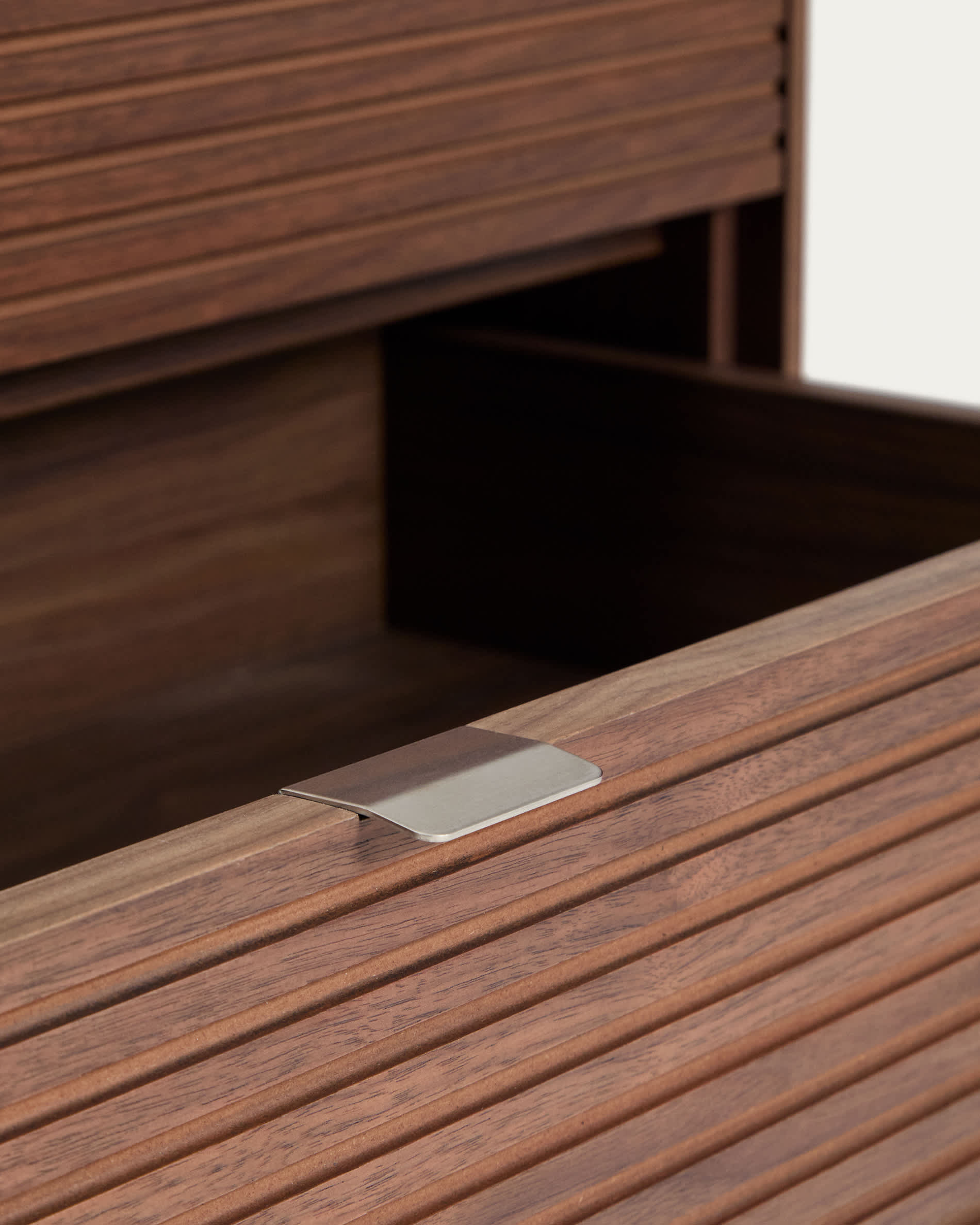 KAVE HOME NORLEN chest of drawers