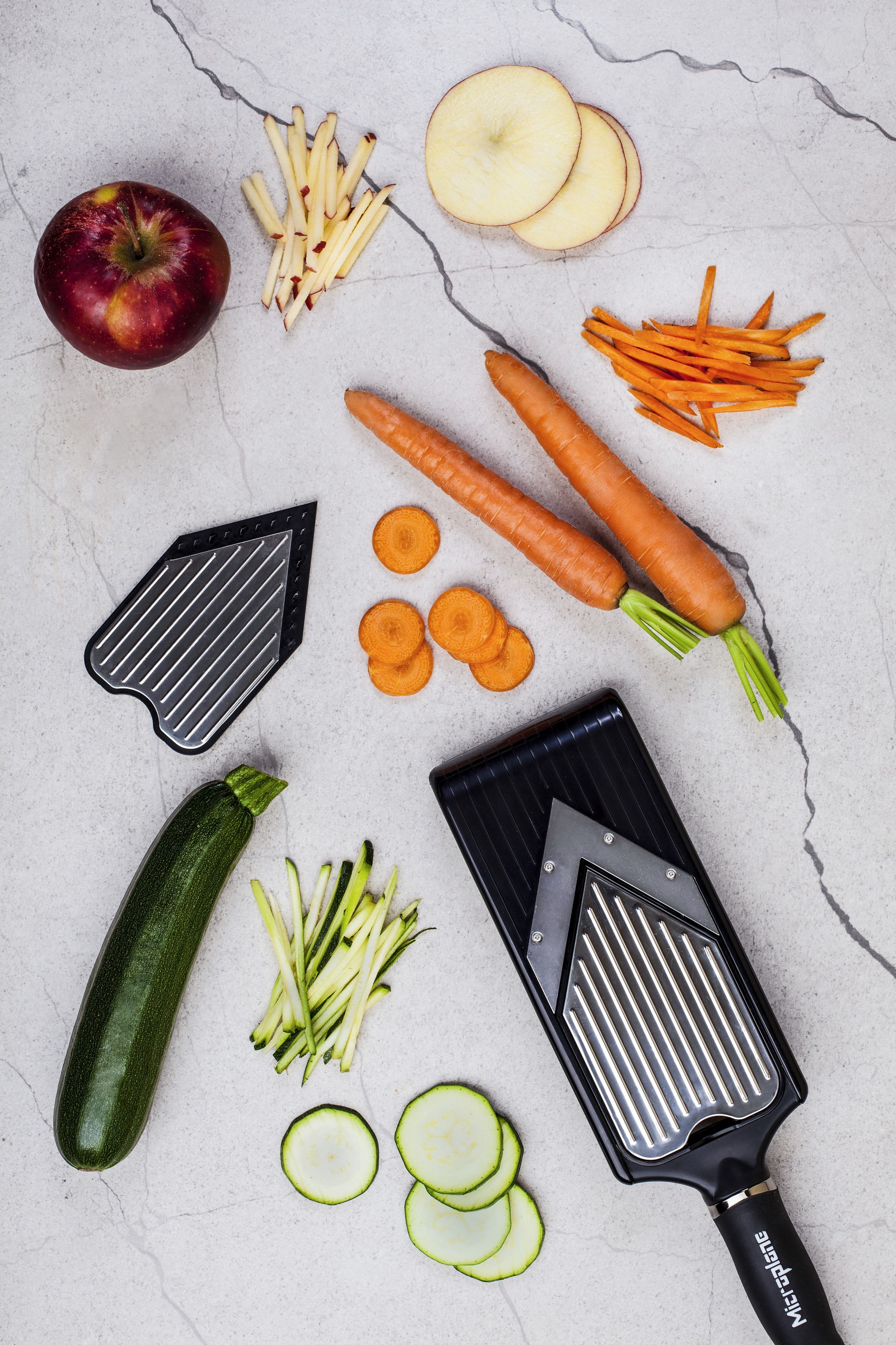 MICROPLANE V-slicer with julienne insert