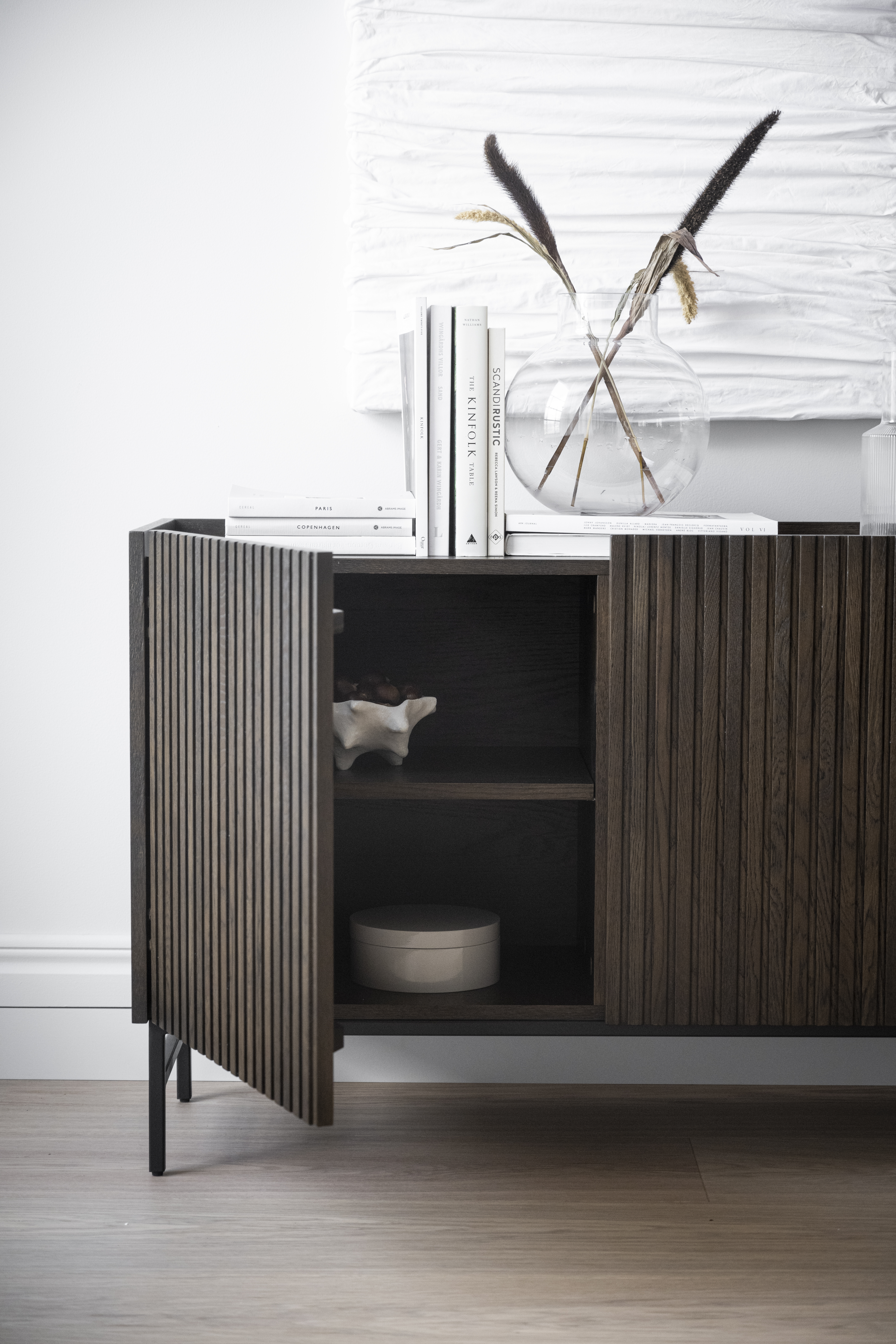 Rowico sideboard HALIFAX Rowico sideboard HALIFAX