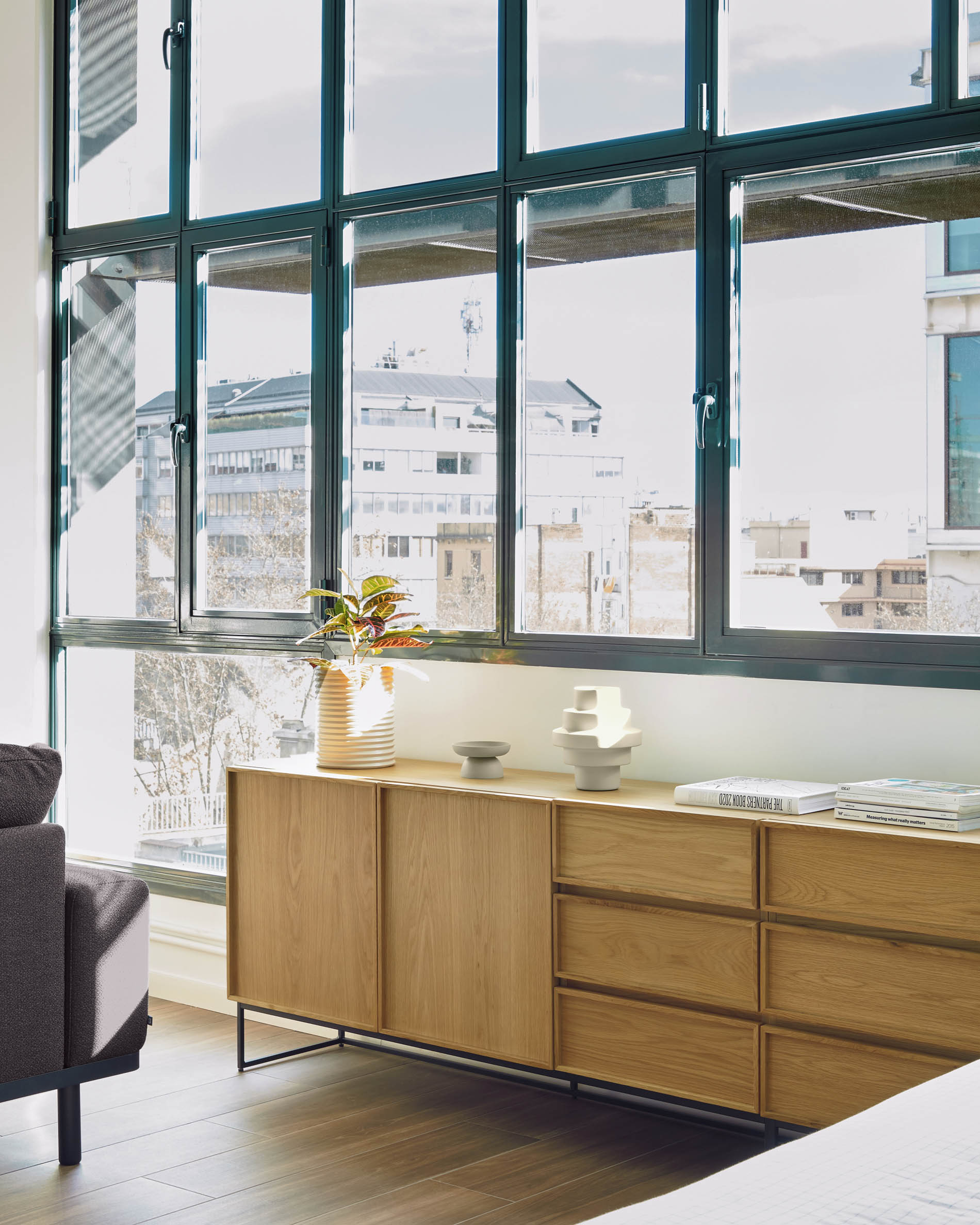 KAVE HOME TAIANA chest of drawers