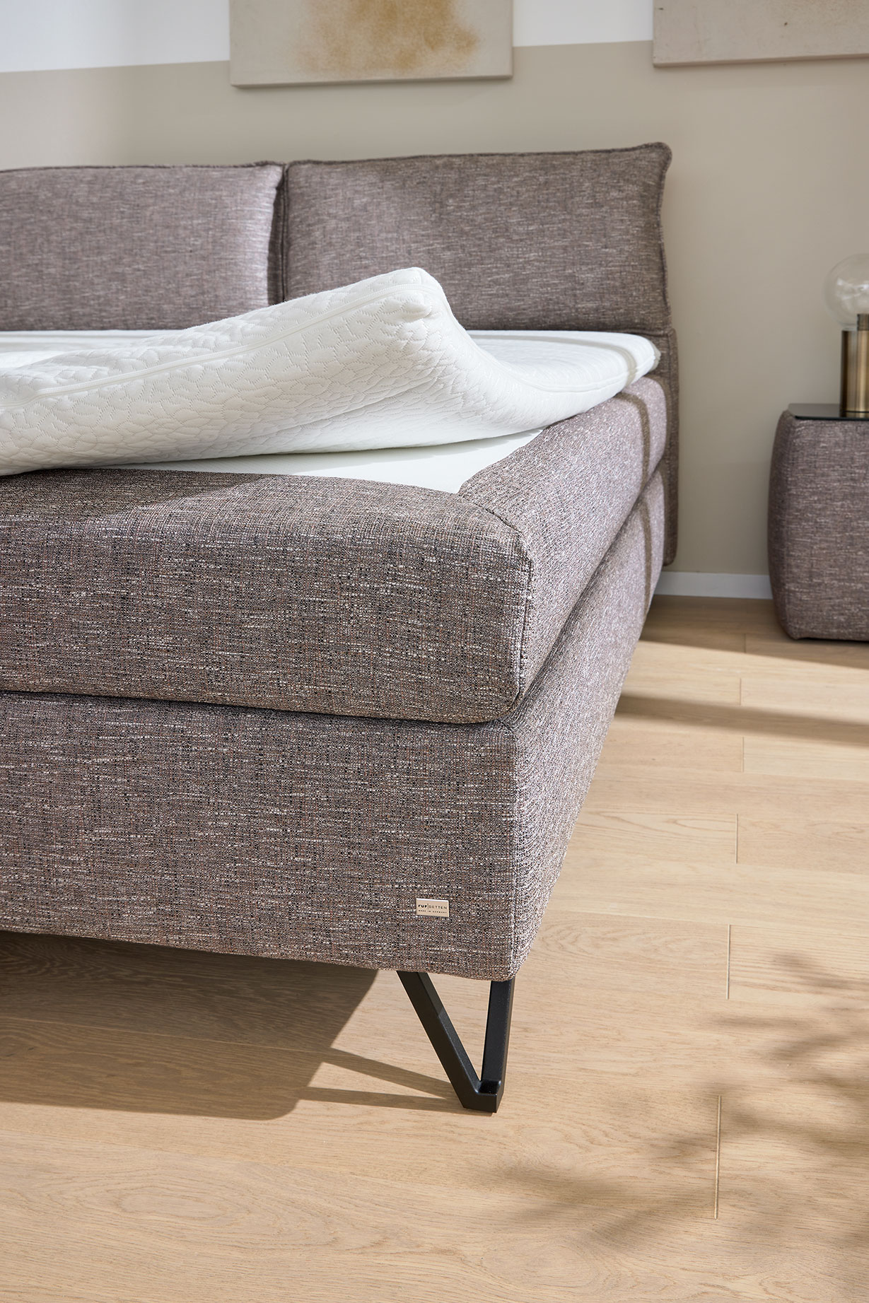 LITS RUF Lit Boxspring CUSHIDO RUF LITS Lit Boxspring CUSHIDO
