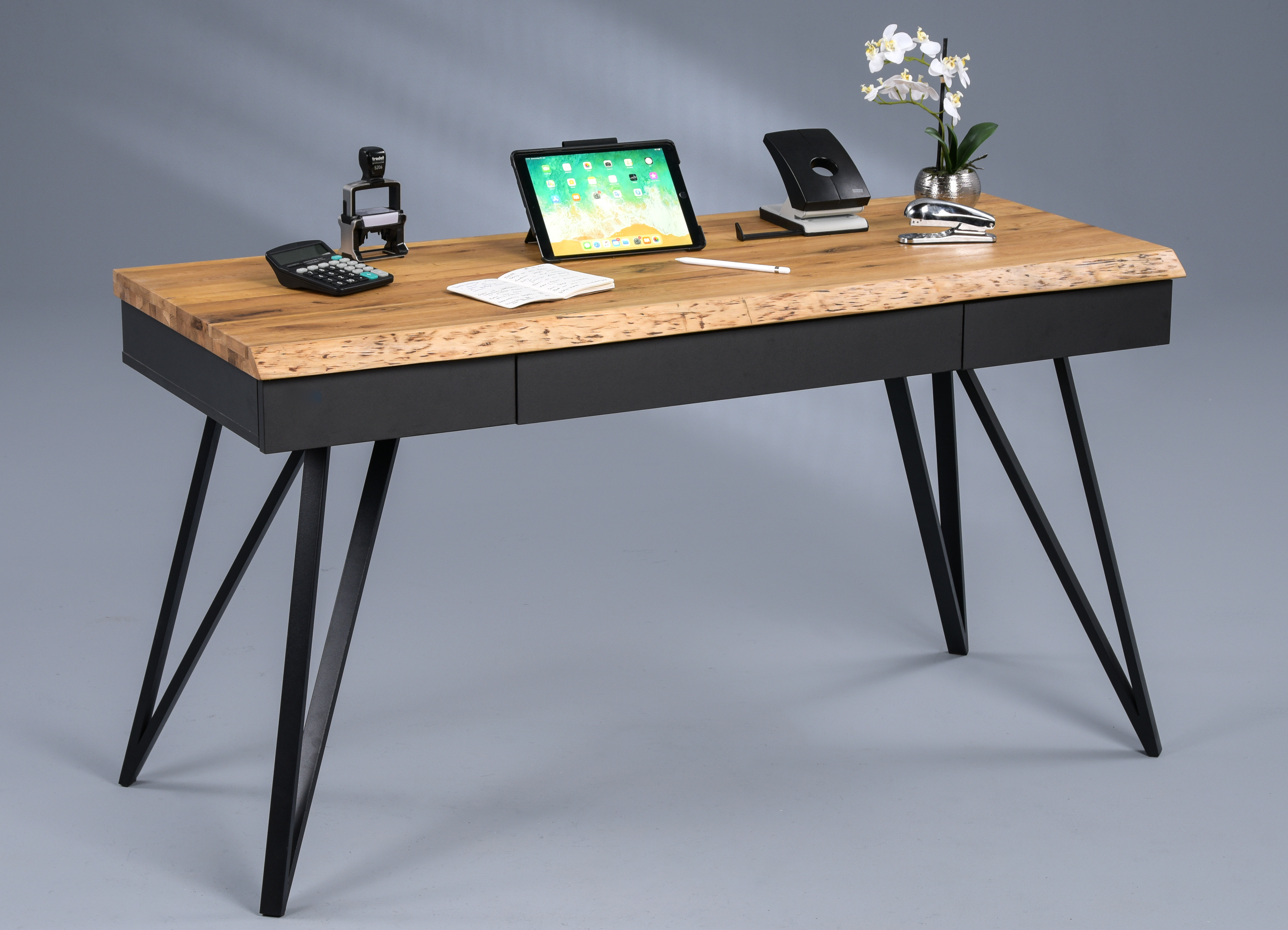 M2 KOLLEKTION Schreibtisch DUBAI M2 KOLLEKTION Schreibtisch DUBAI