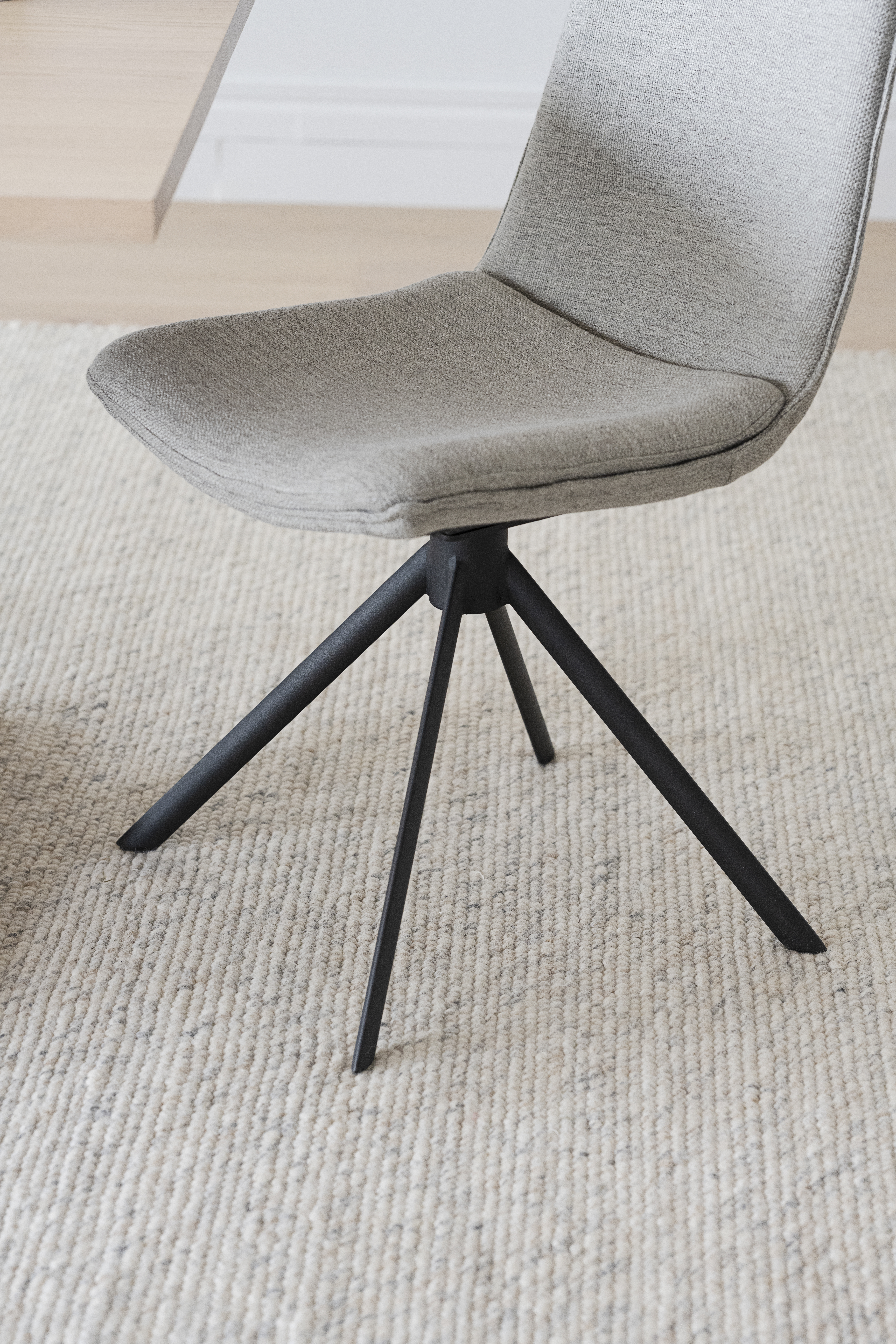 ROWICO LOWELL chair