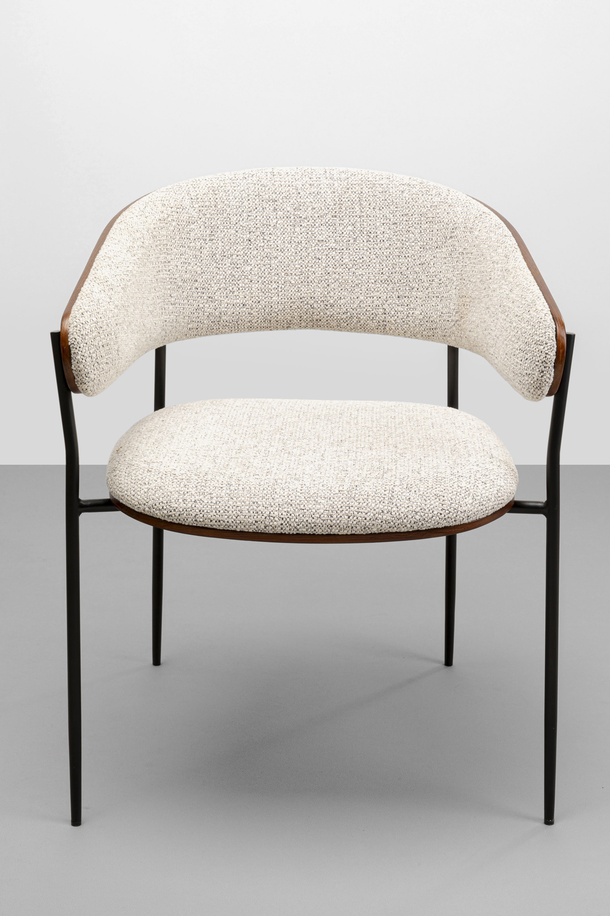 KARE chair CINDY