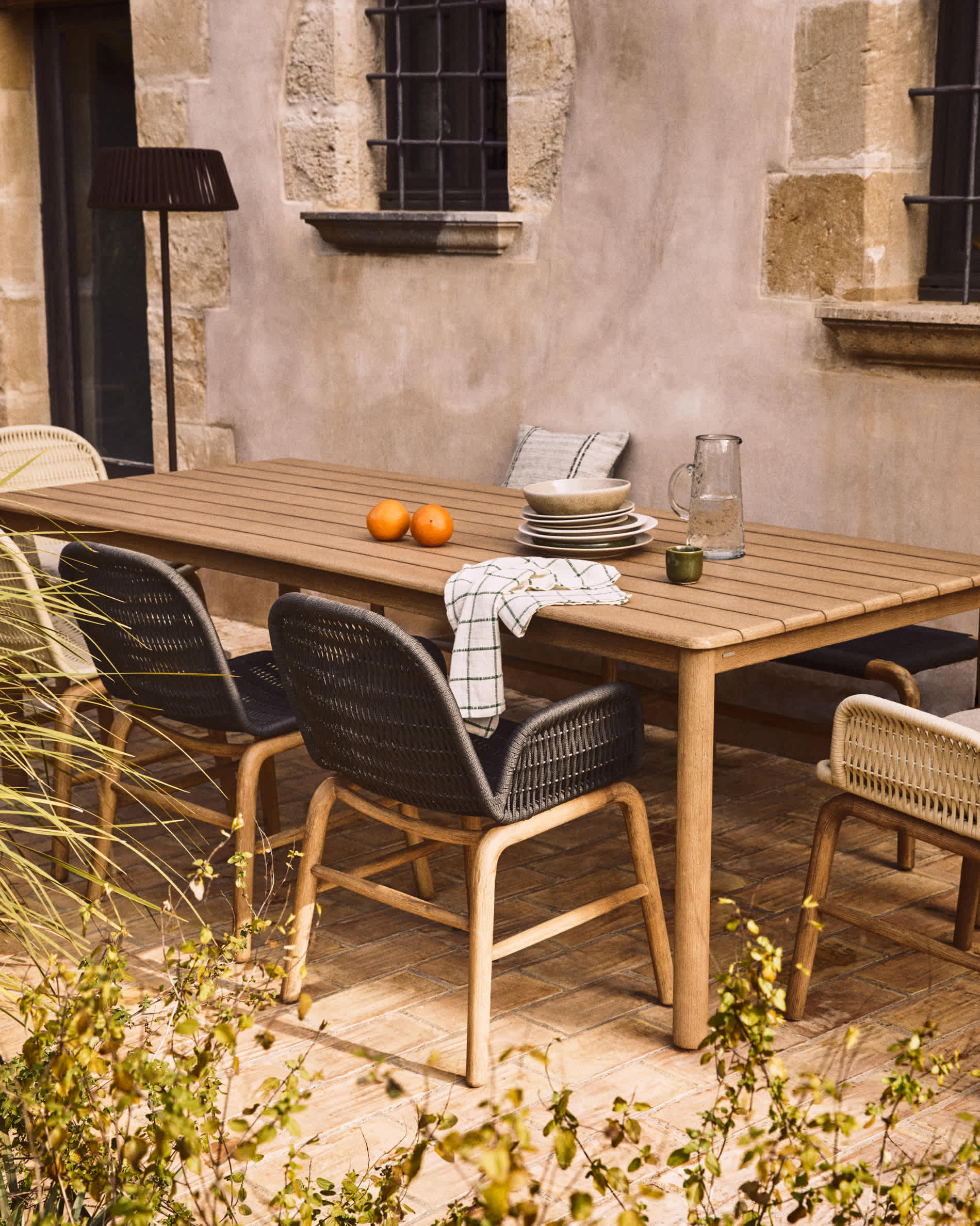 Kave Home Sori Gartenmöbel-Set Braun