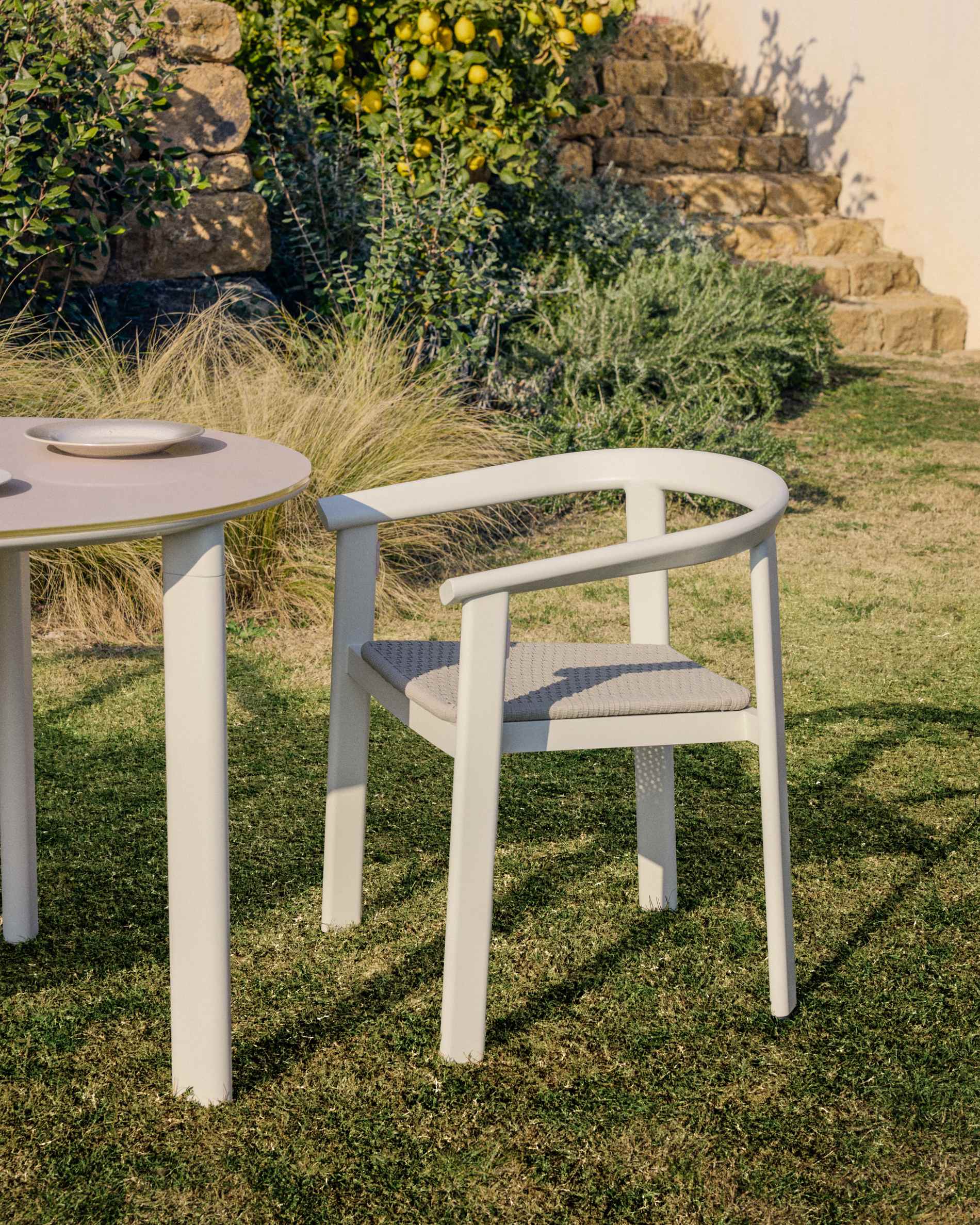 KAVE HOME Ensemble de meubles de jardin ERICE