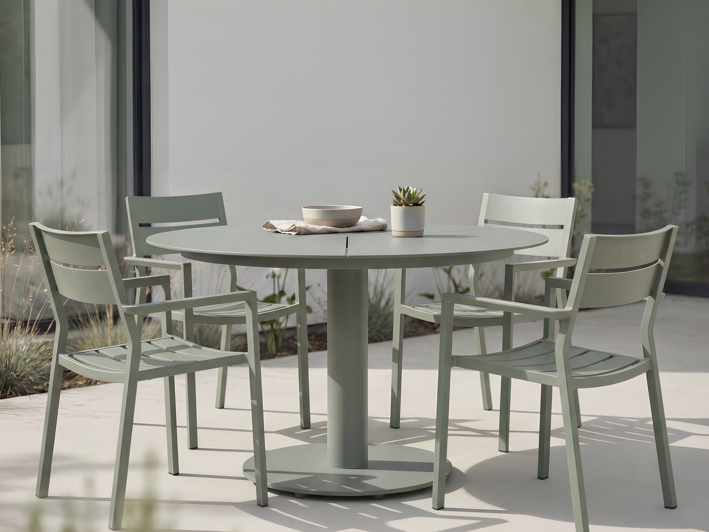 BRAFAB Gartentisch PEACE