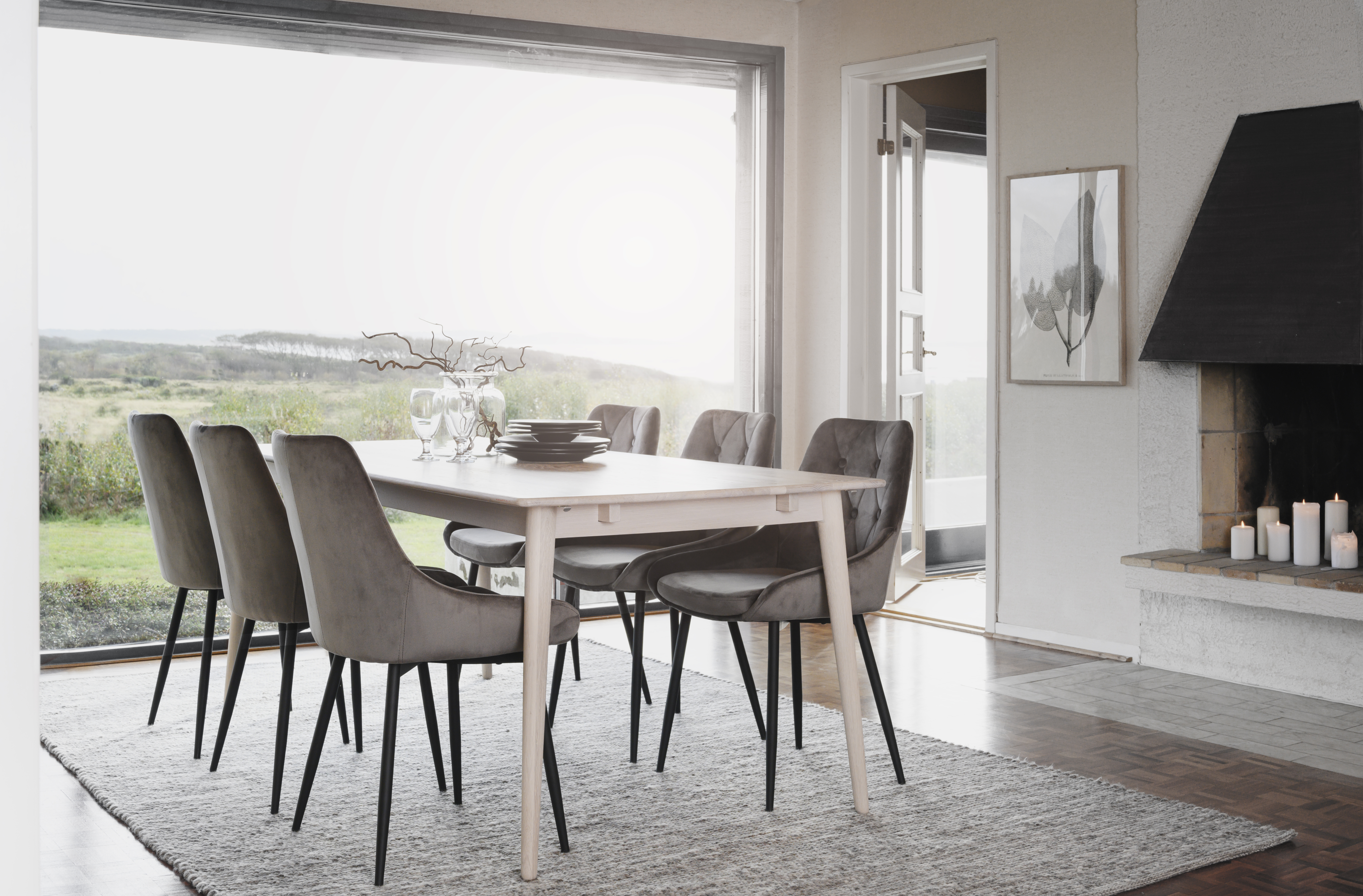 Rowico dining table TYLER