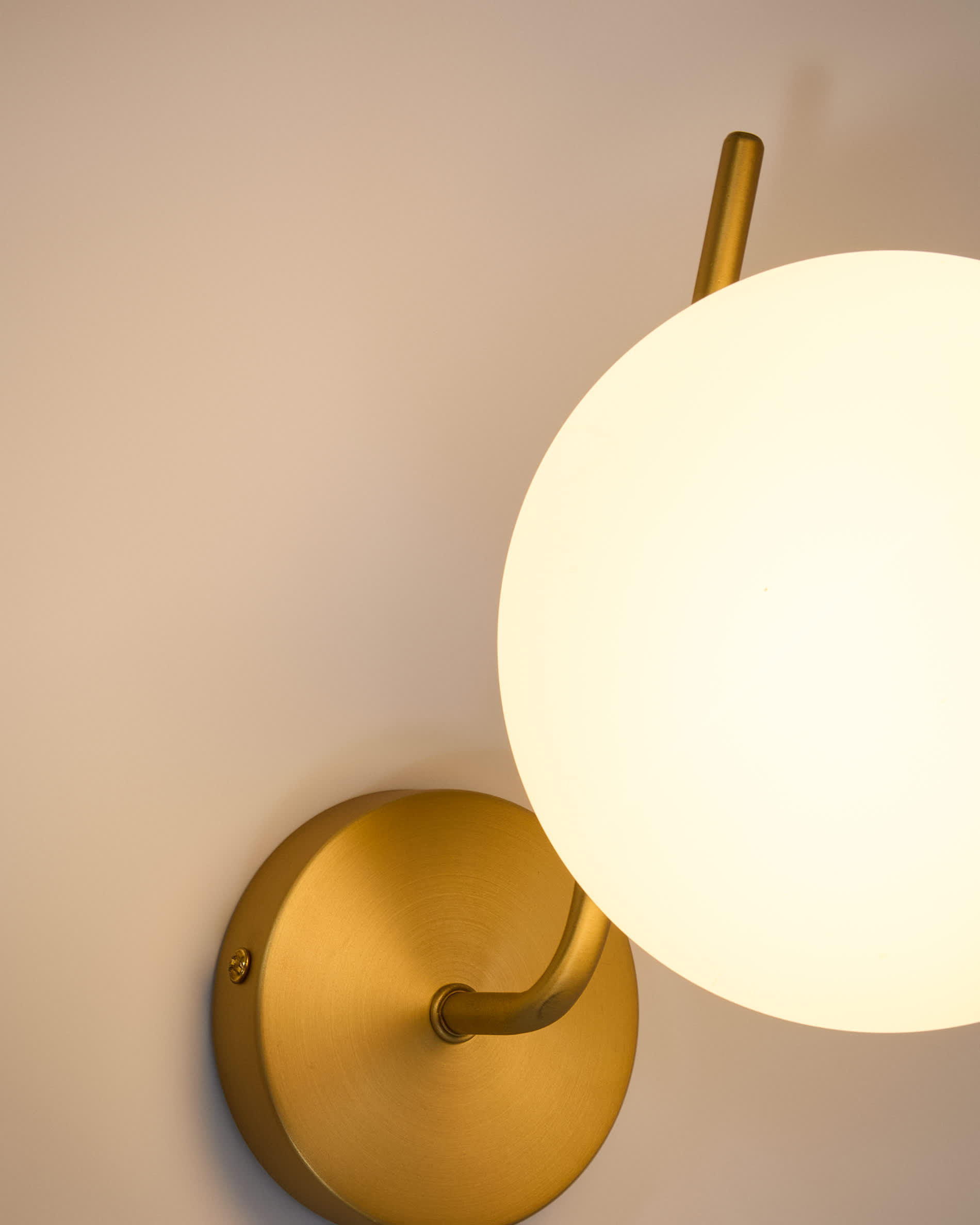 KAVE HOME BRISIA wall light