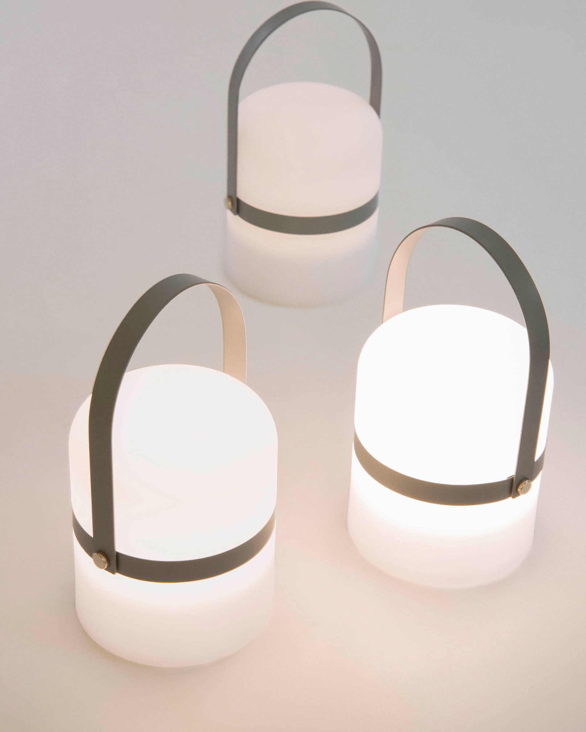 KAVE HOME Tischleuchte RIDLEY