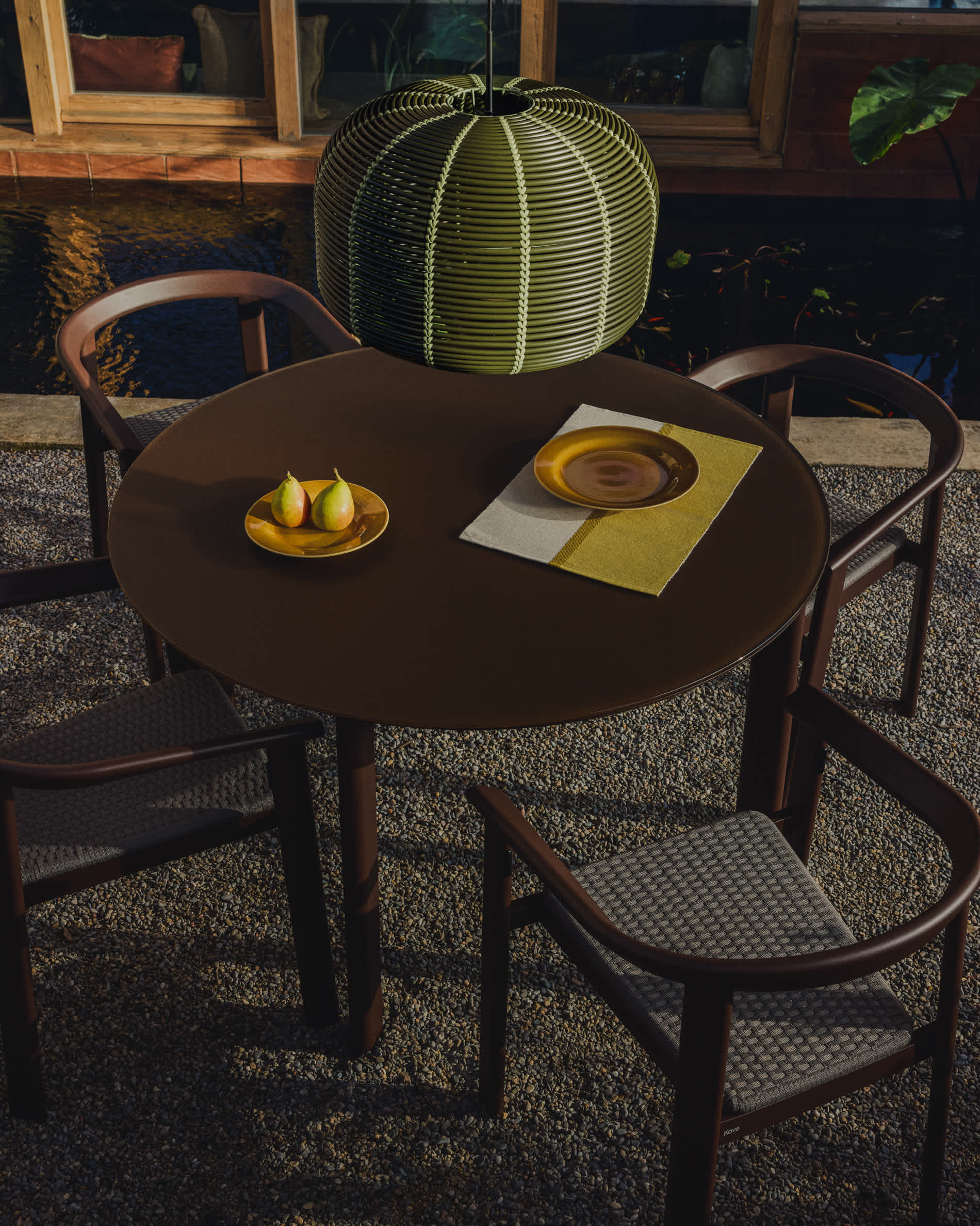 KAVE HOME Table de jardin ERICE