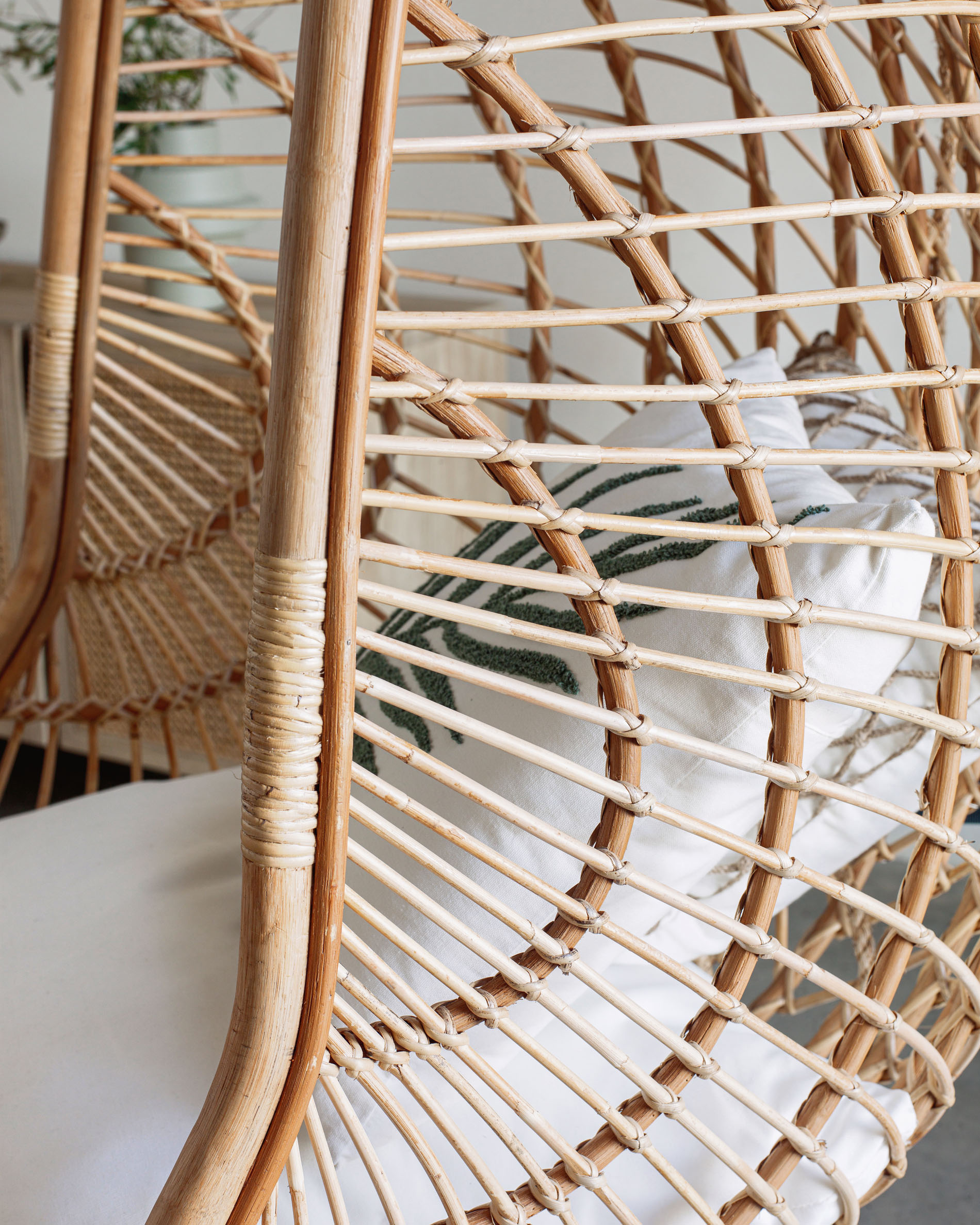 Fauteuil suspendu Kave Home « Outdoor » EKATERINA