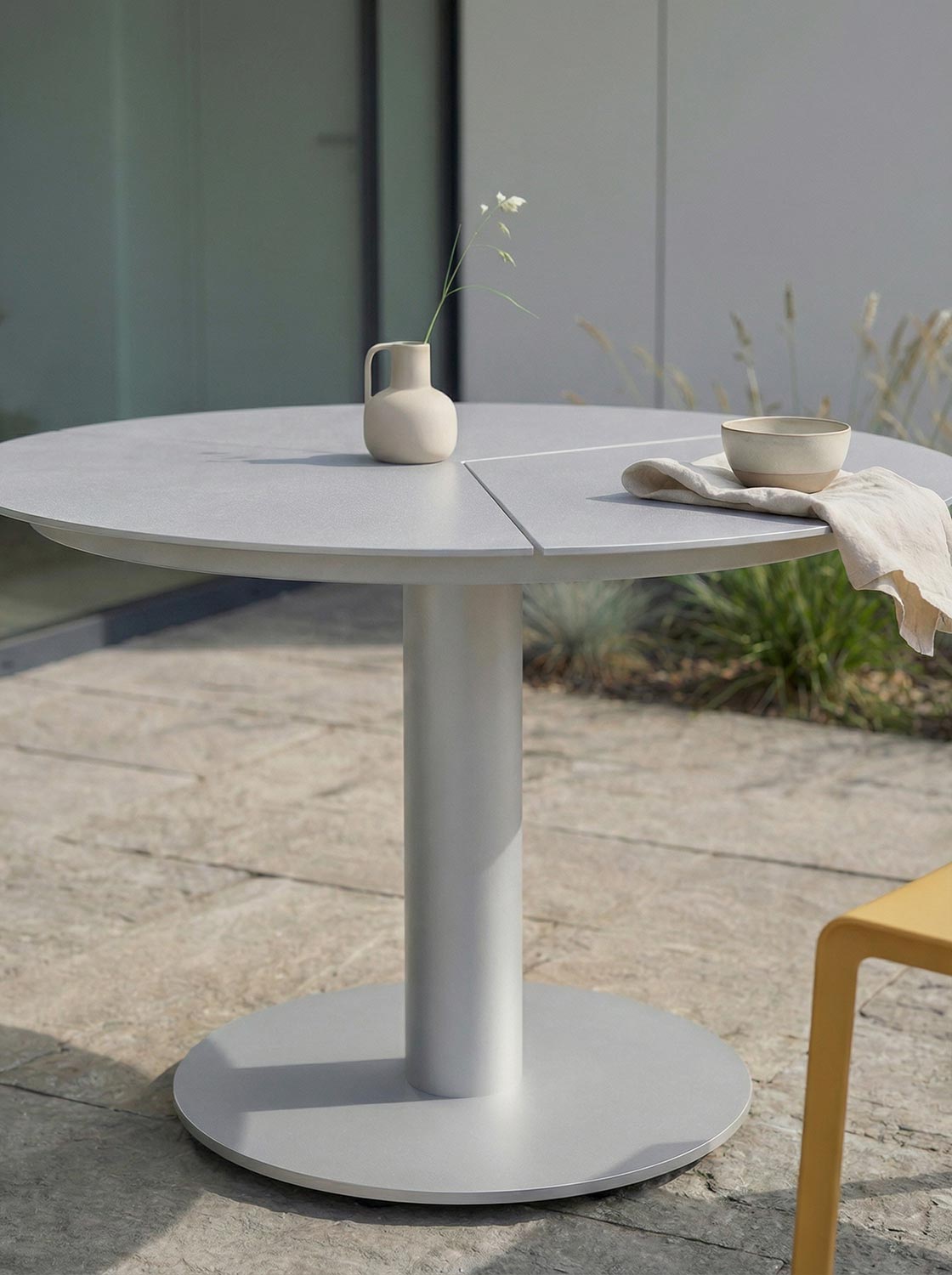 BRAFAB Gartentisch PEACE