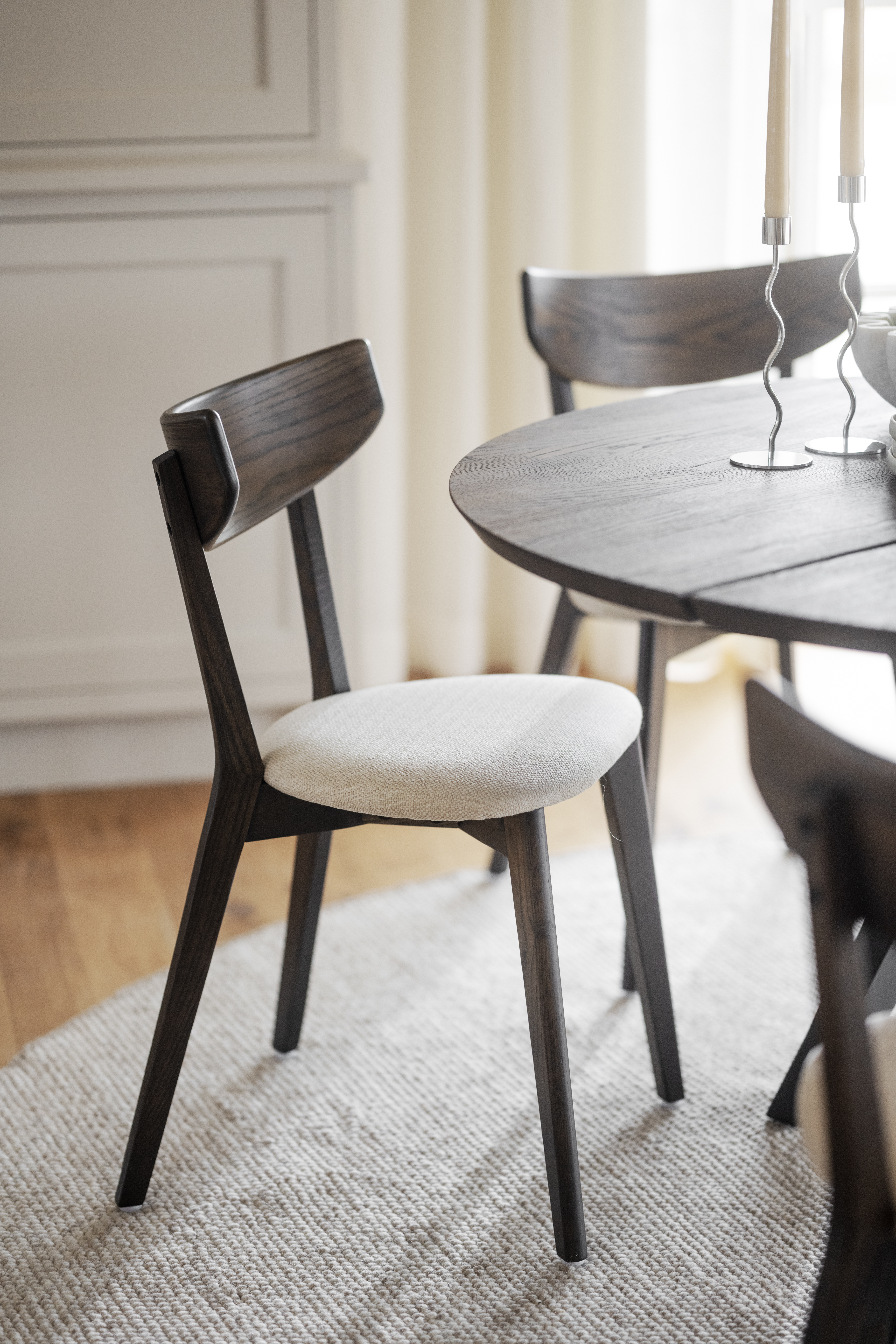 Rowico chair AMI