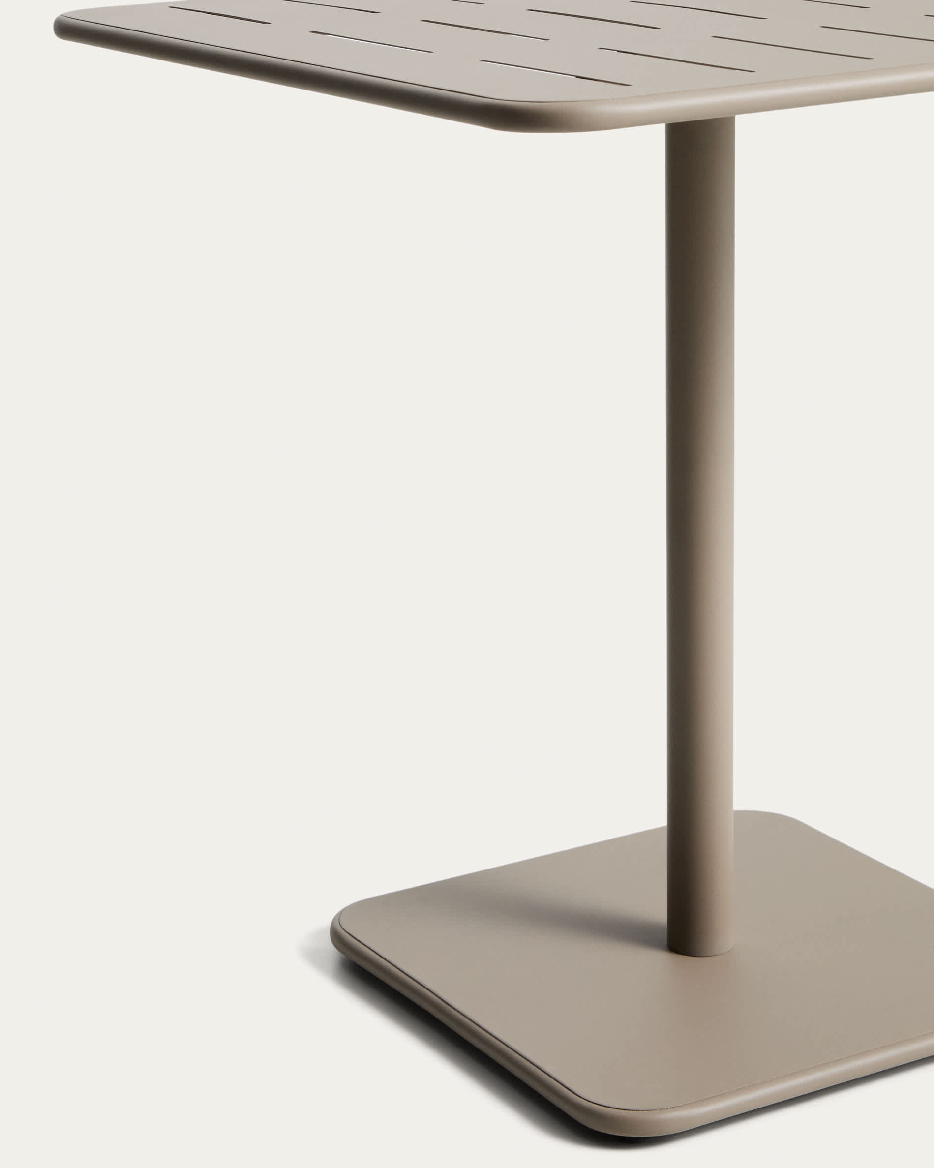 KAVE HOME Table de jardin BRAI