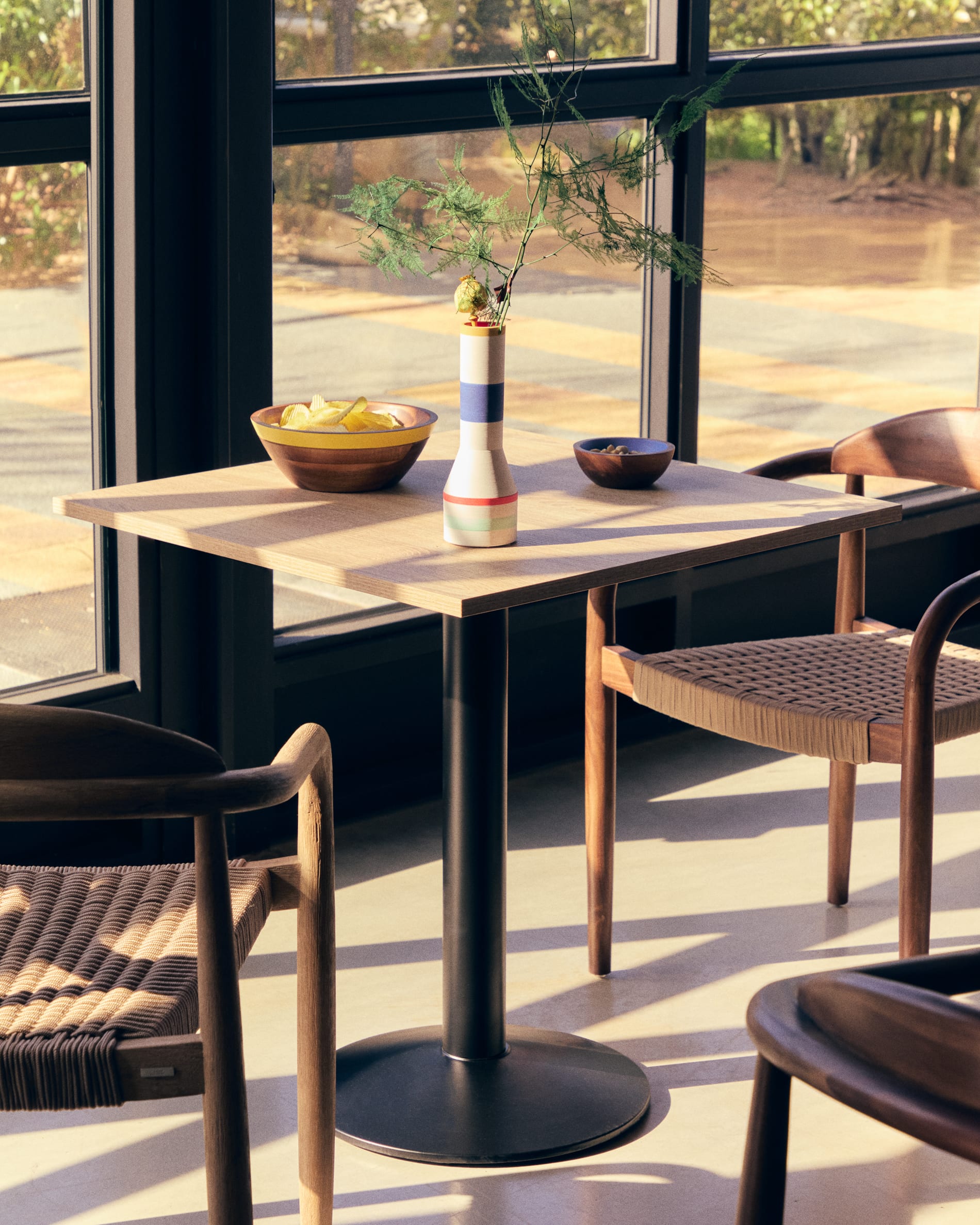 KAVE HOME table ESILDA