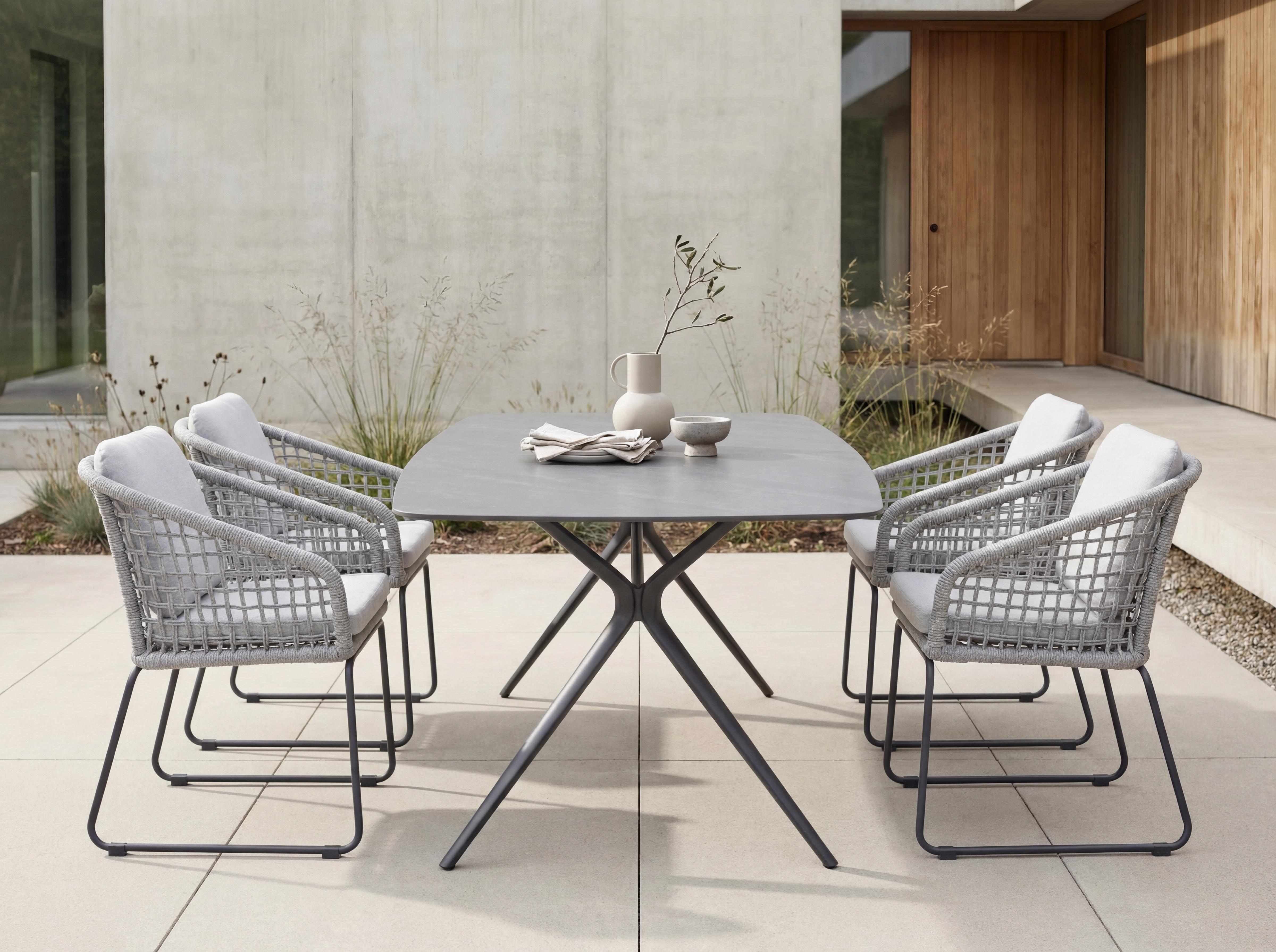 LC GARDEN Gartentisch BARI