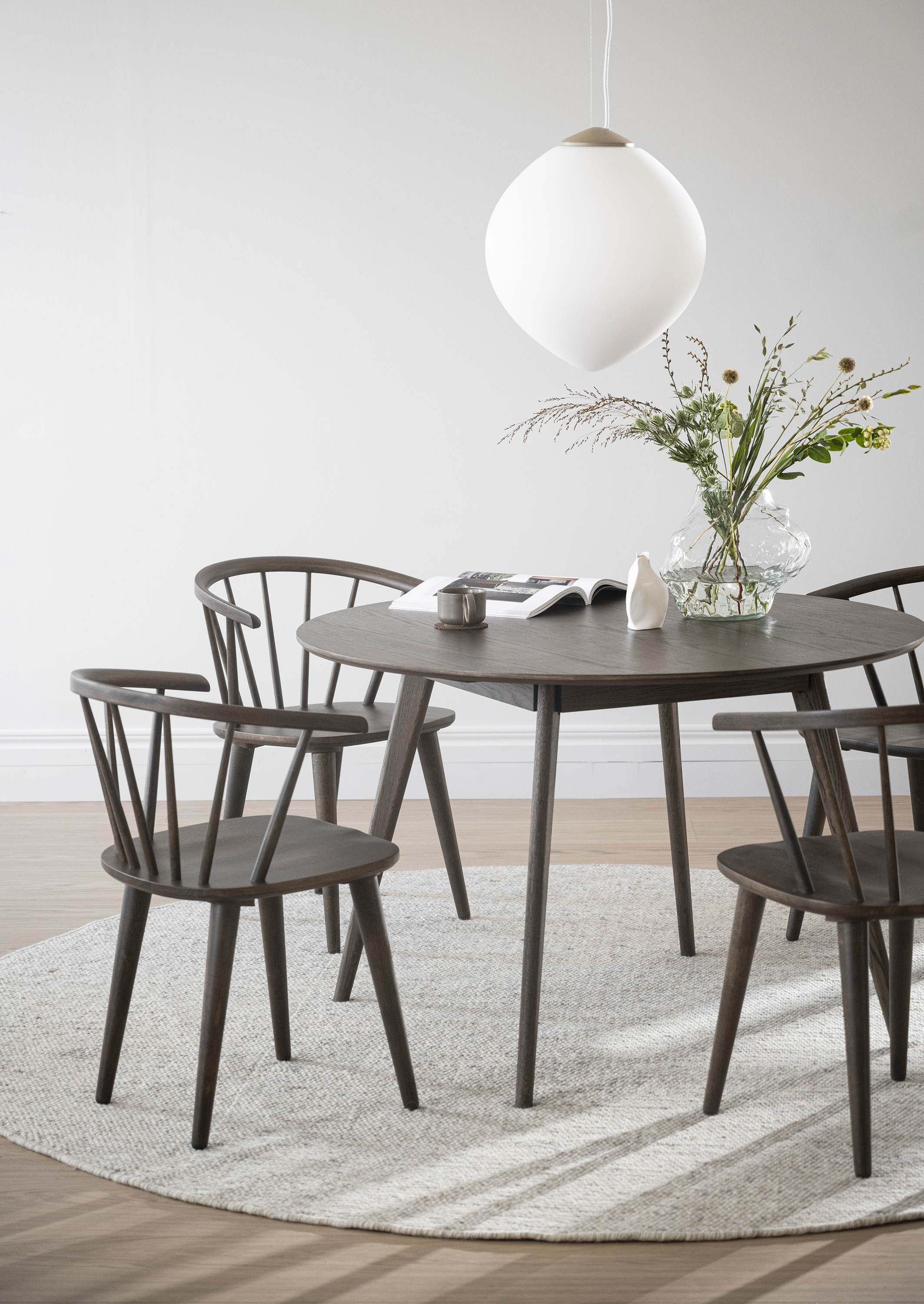 Rowico dining table YUMI