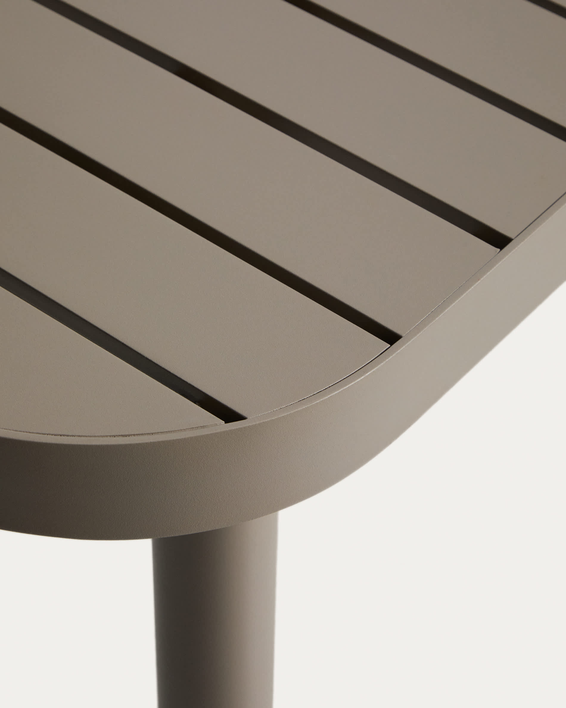 KAVE HOME Table de jardin JONCOLS