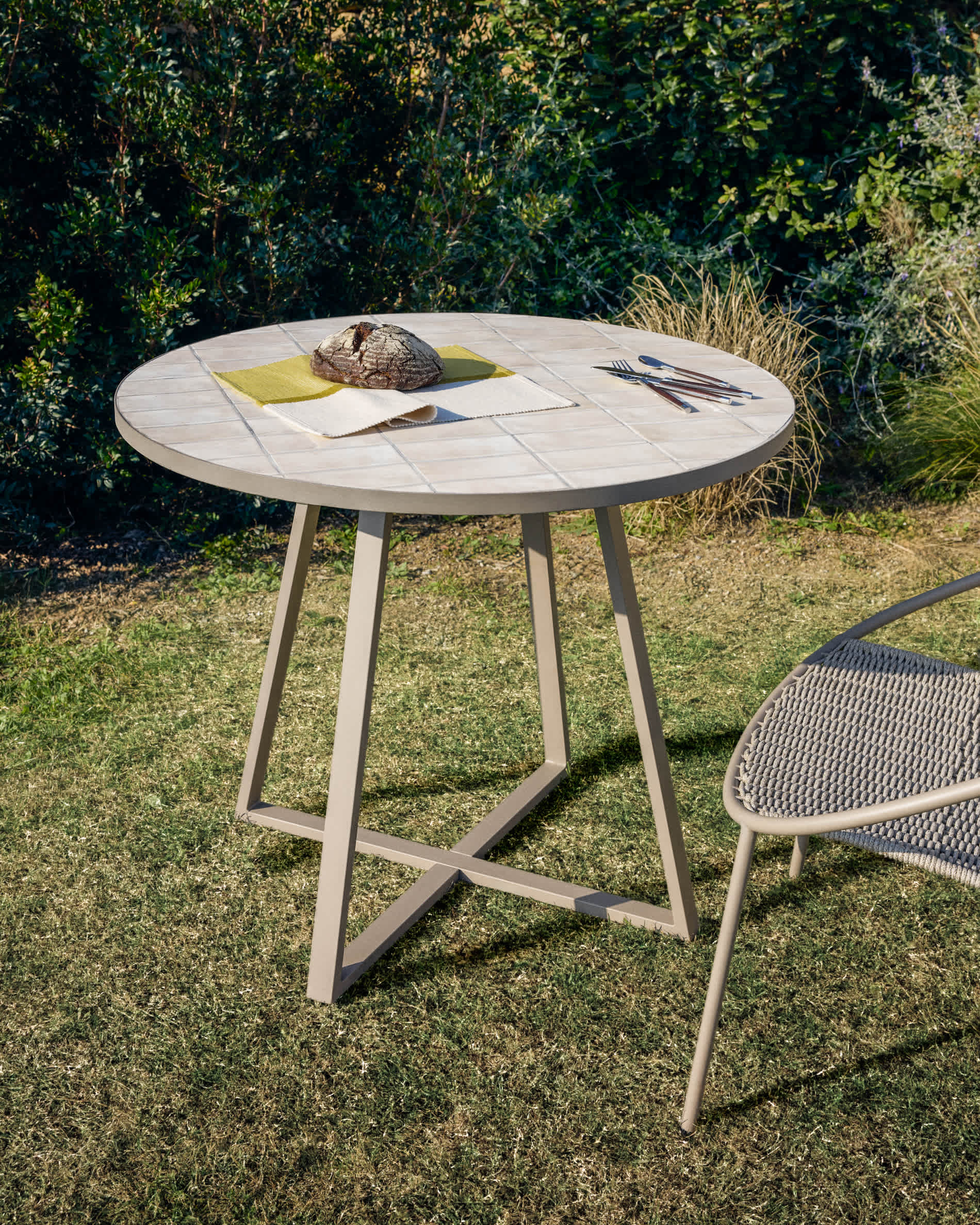 KAVE HOME Gartentisch TELLA