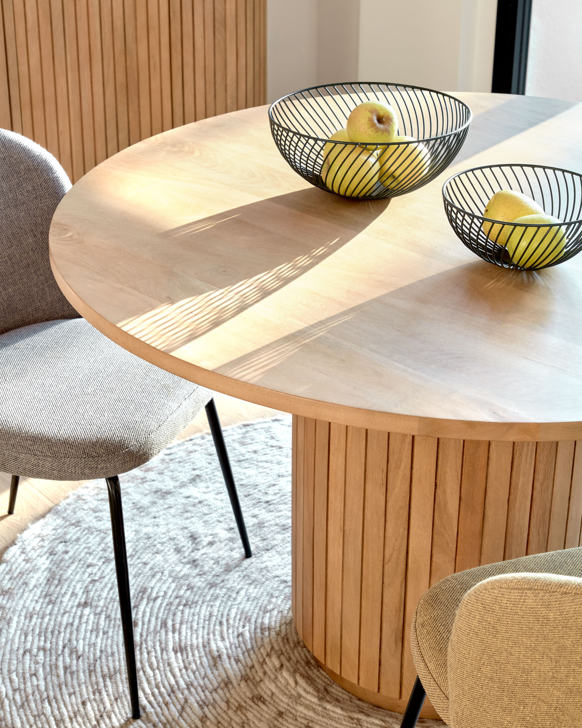 KAVE HOME LICIA dining table KAVE HOME Esstisch LICIA