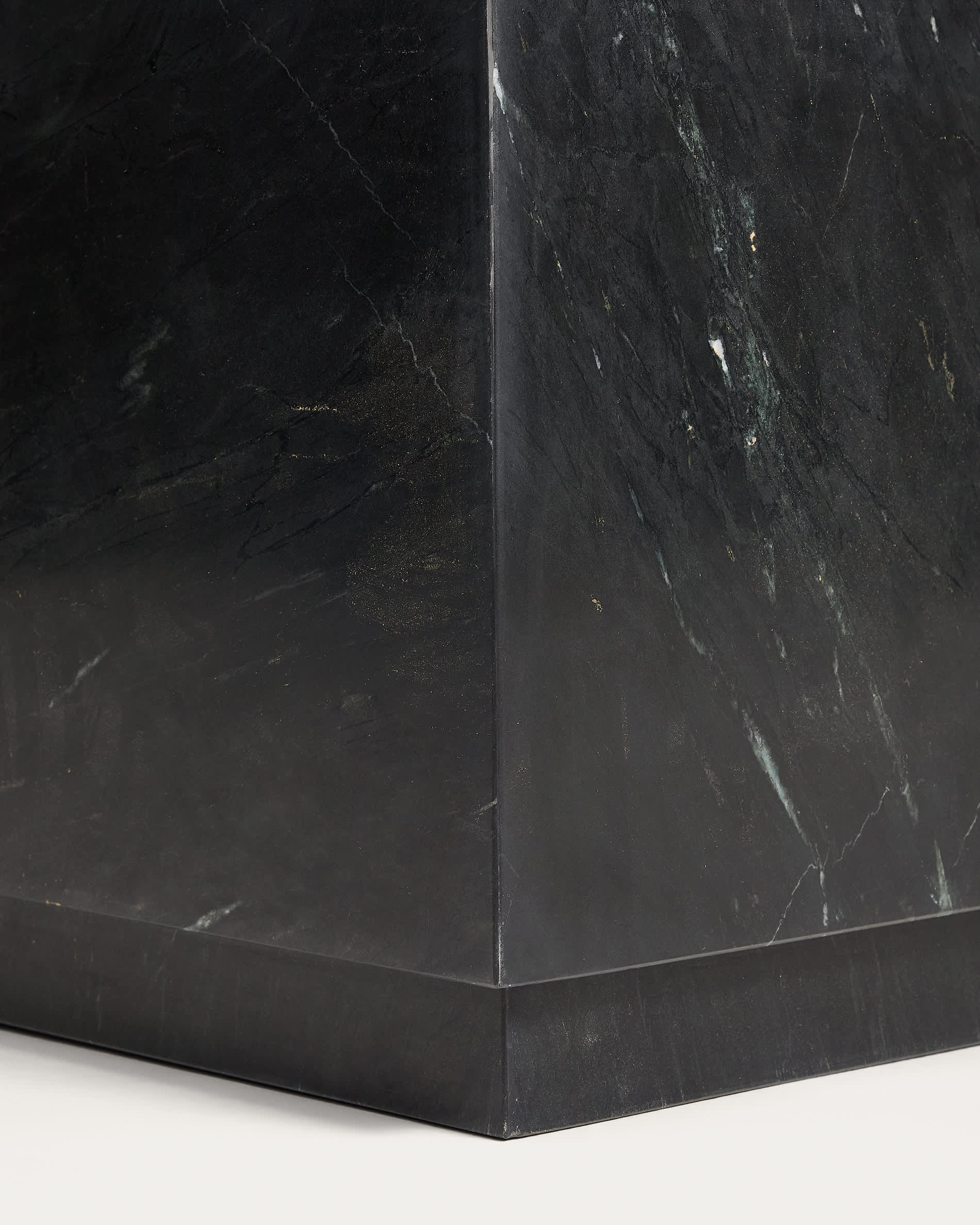 KAVE HOME Beistelltisch SOREIN