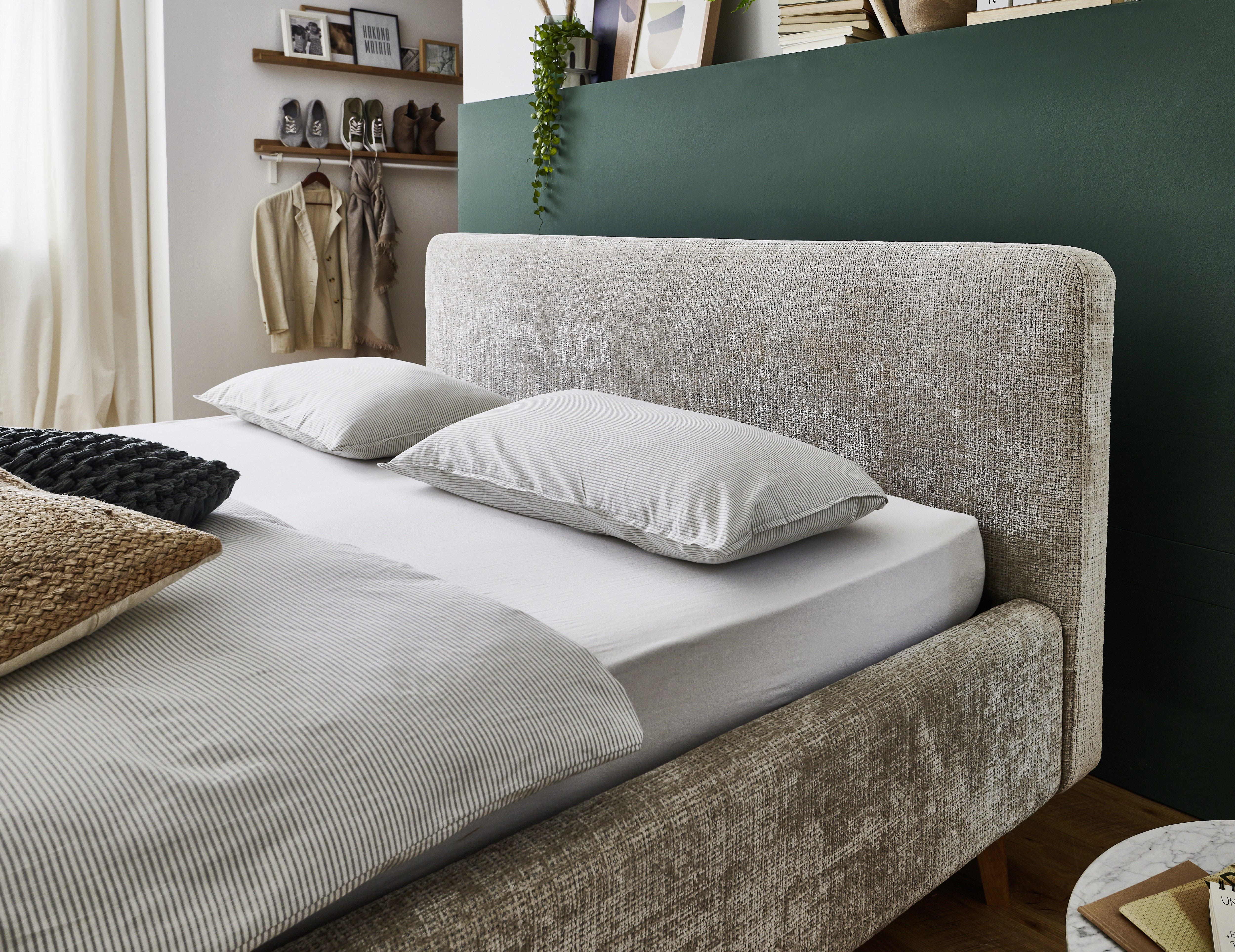Meise upholstered bed MATTIS with bed box