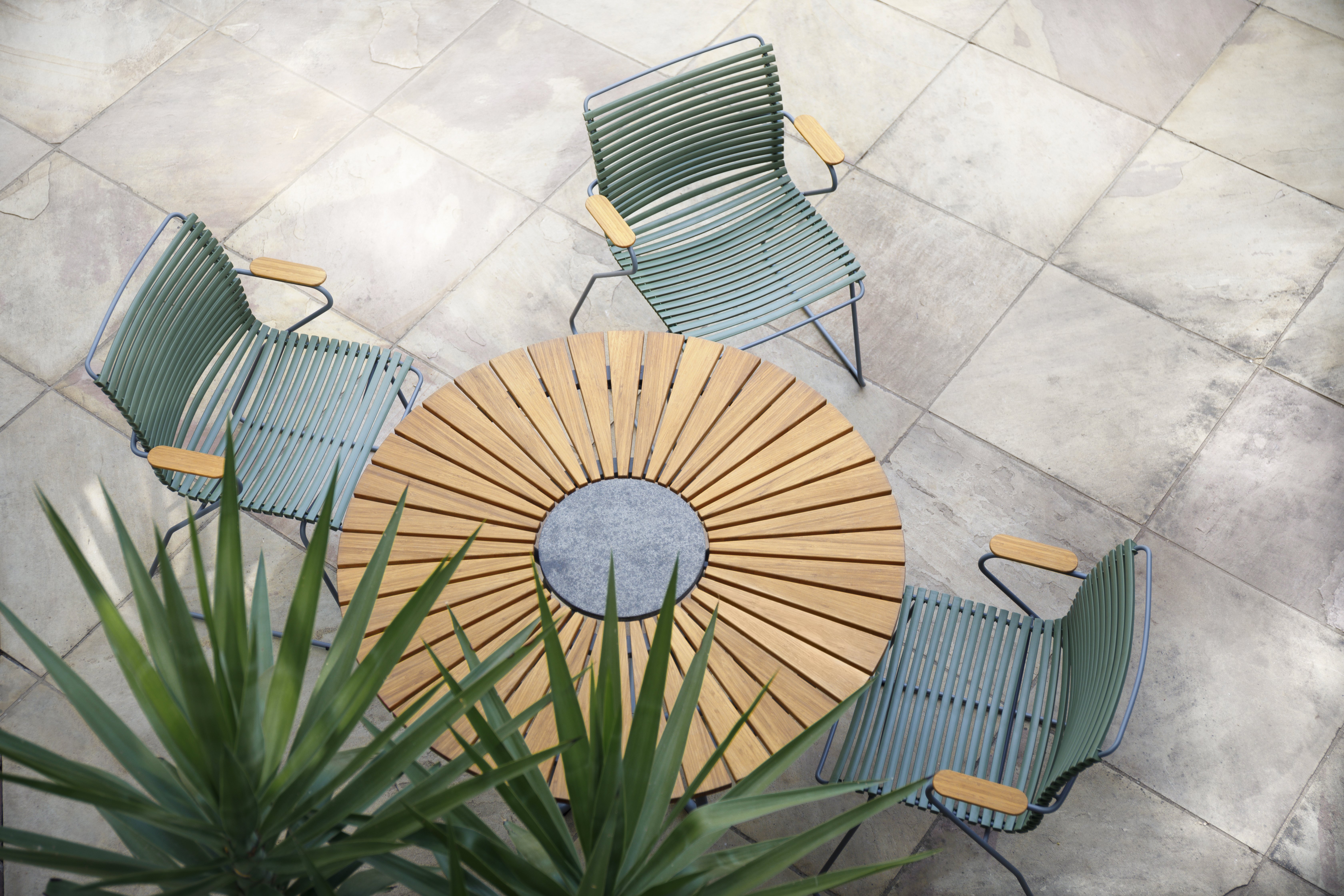 HOUE Gartentisch CIRCLE HOUE Gartentisch CIRCLE
