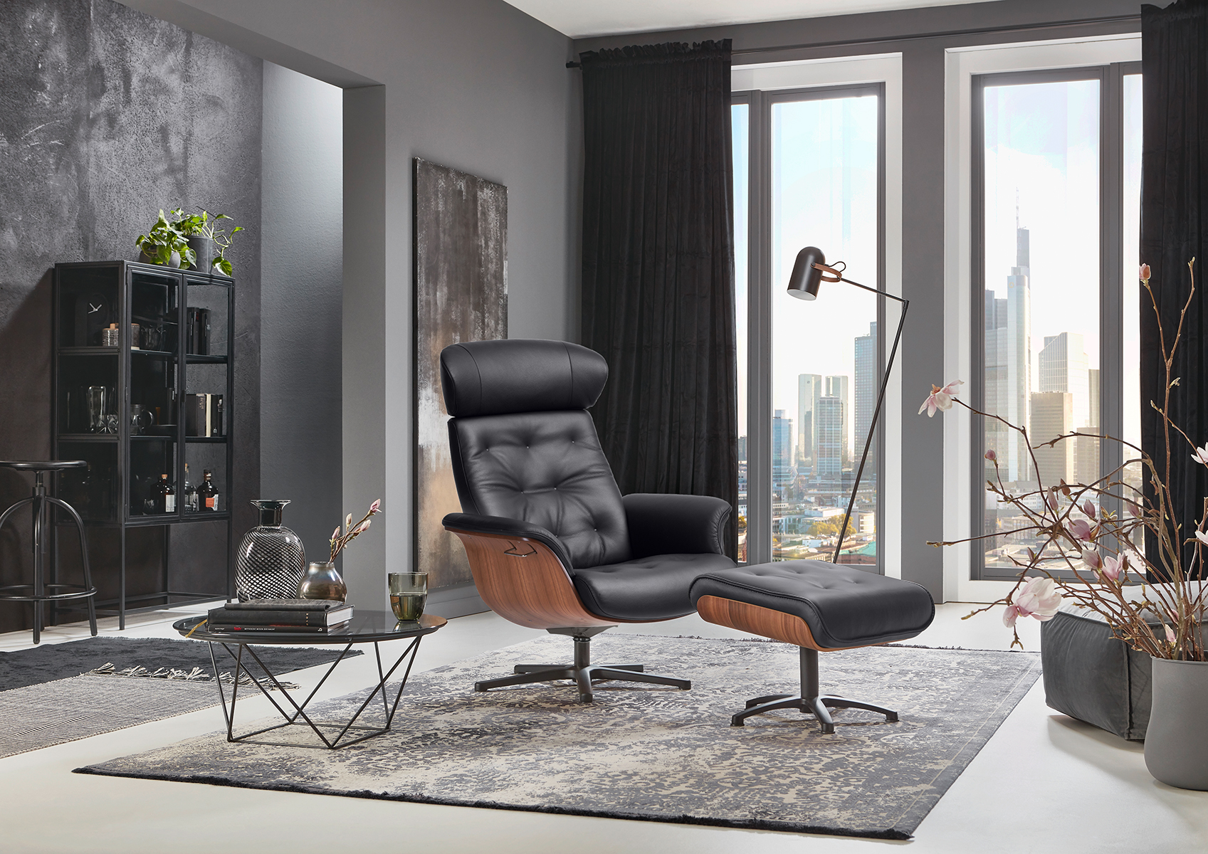 CONFORM Sessel mit Hocker TIME OUT