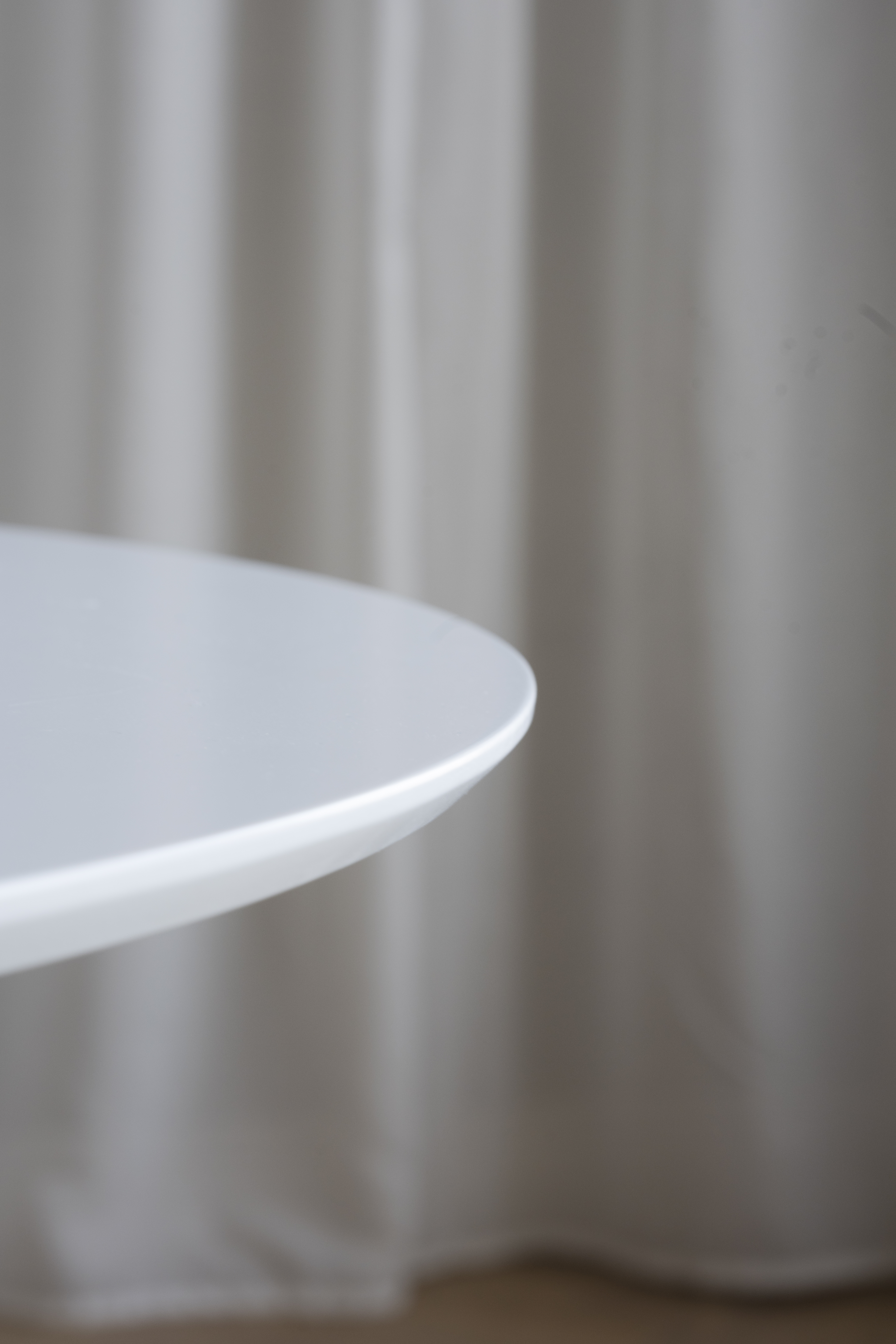 Rowico dining table LOTTA