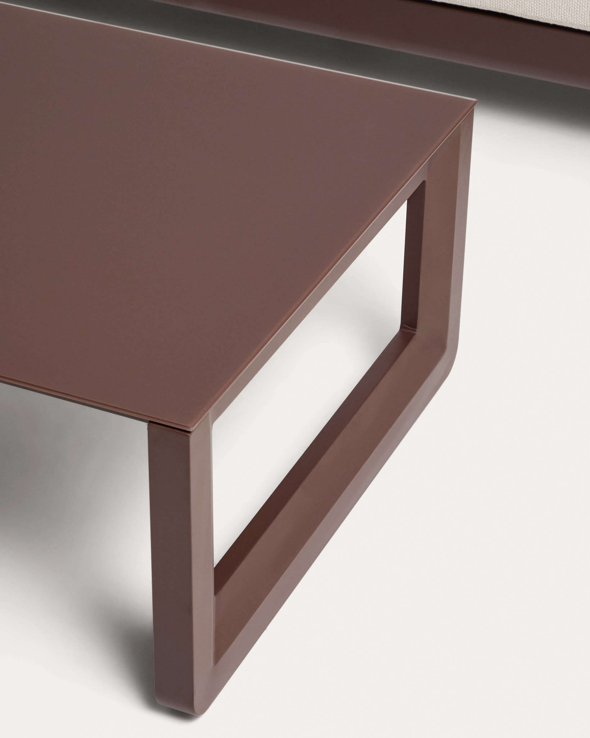 KAVE HOME Ensemble salon de jardin NERANO