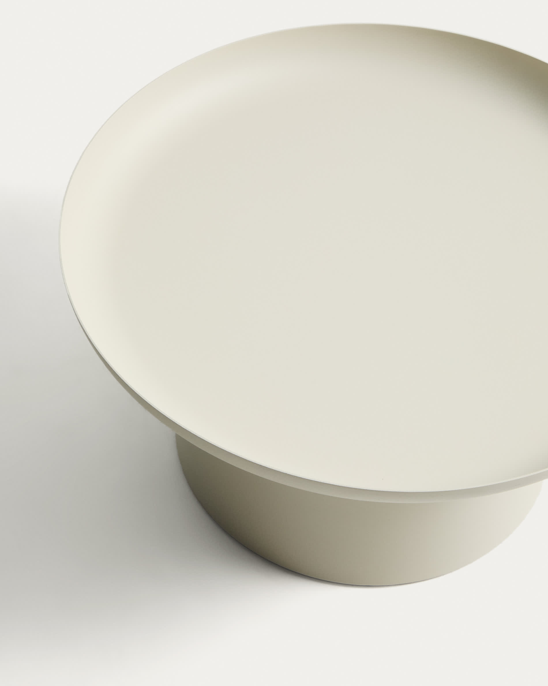 KAVE HOME Coffee table Outdoor ARCOLA