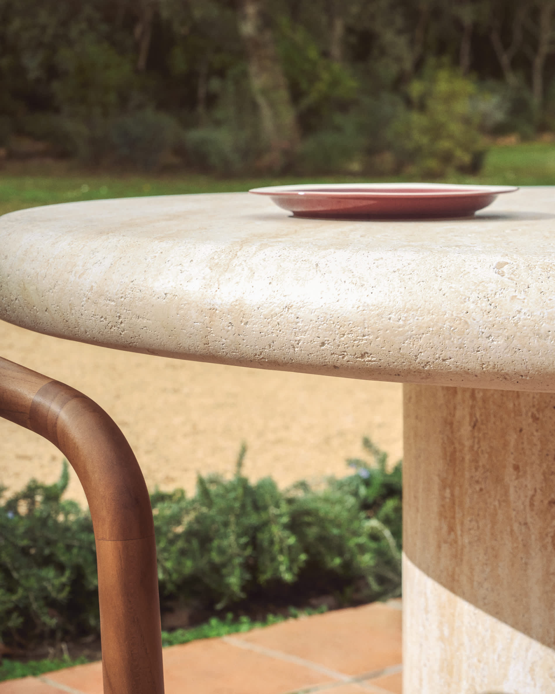 KAVE HOME DRASI garden table