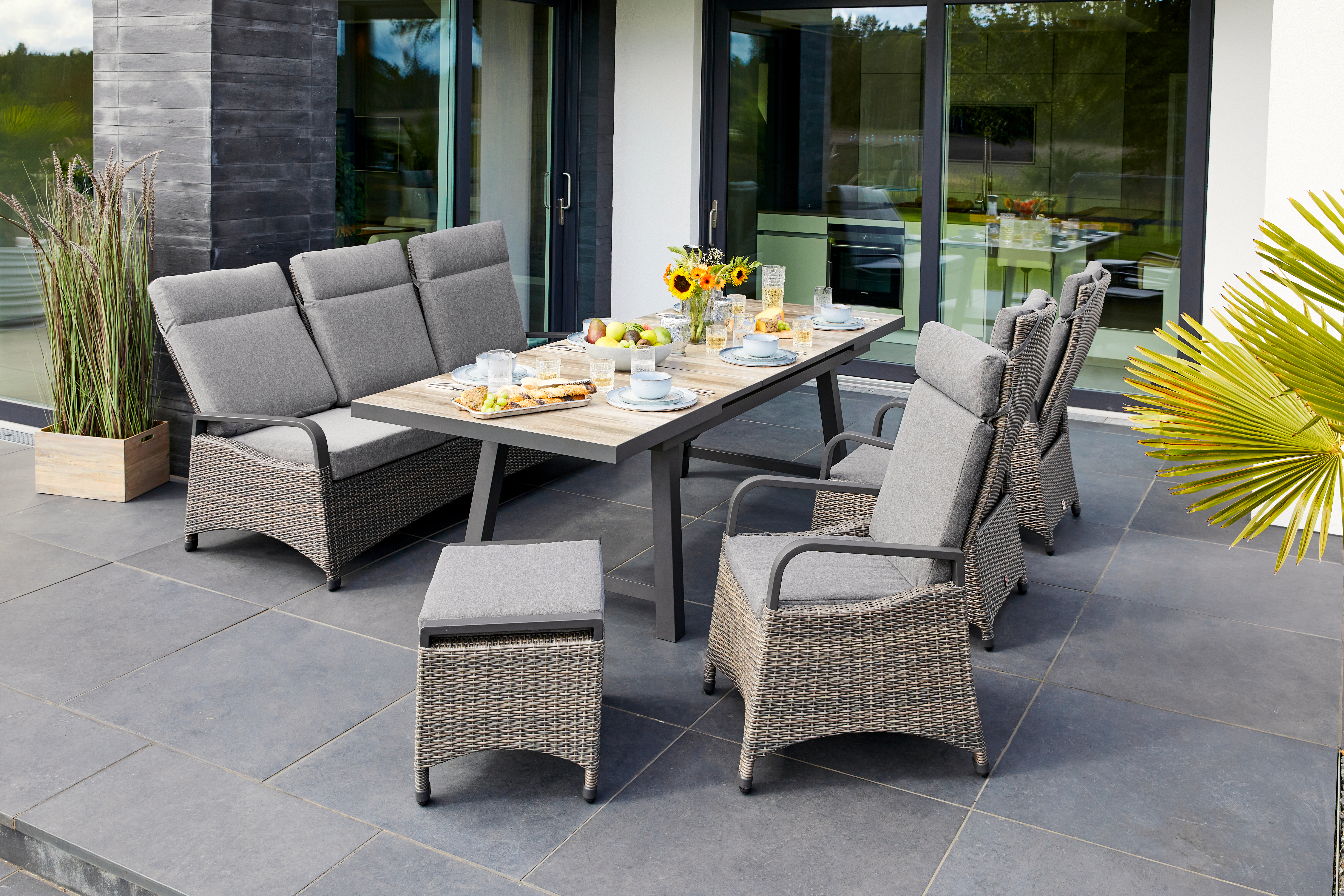LC Garden Tischgruppe Outdoor02