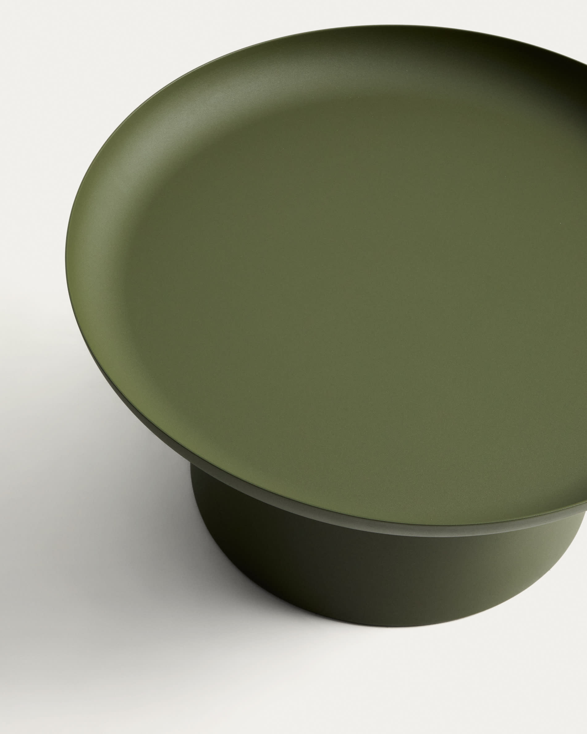 KAVE HOME Coffee table Outdoor ARCOLA