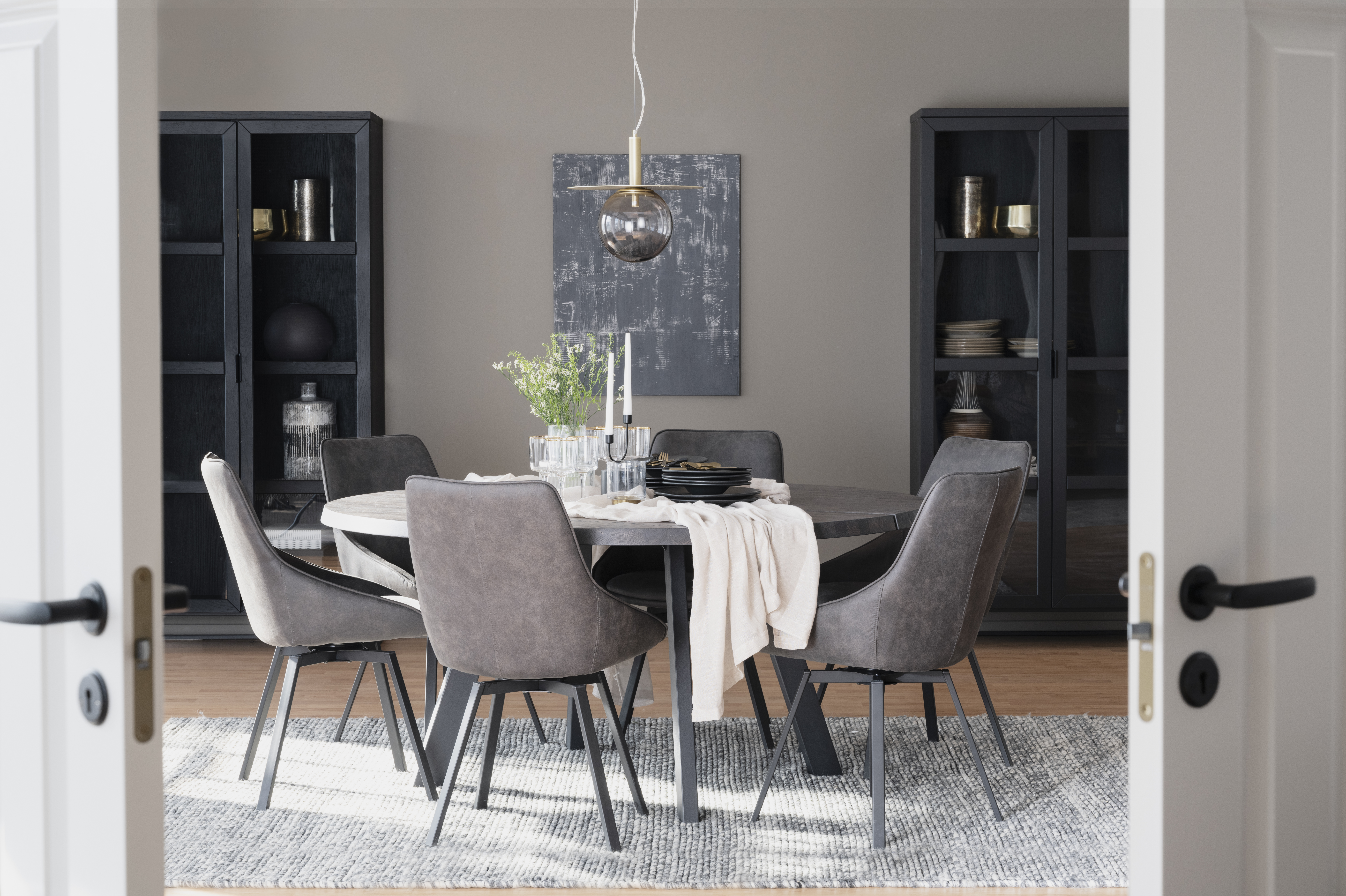 Rowico dining table FRED