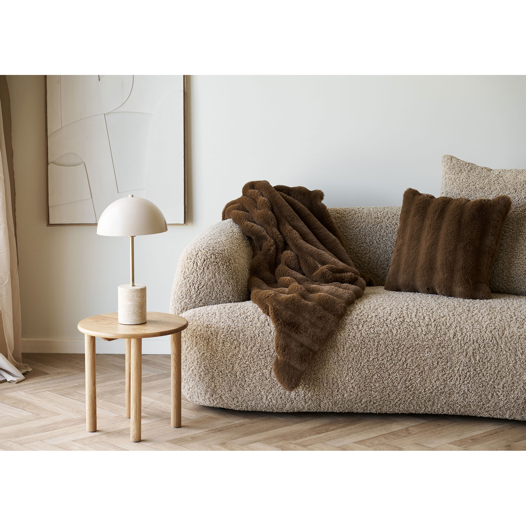 Faee side table VARE