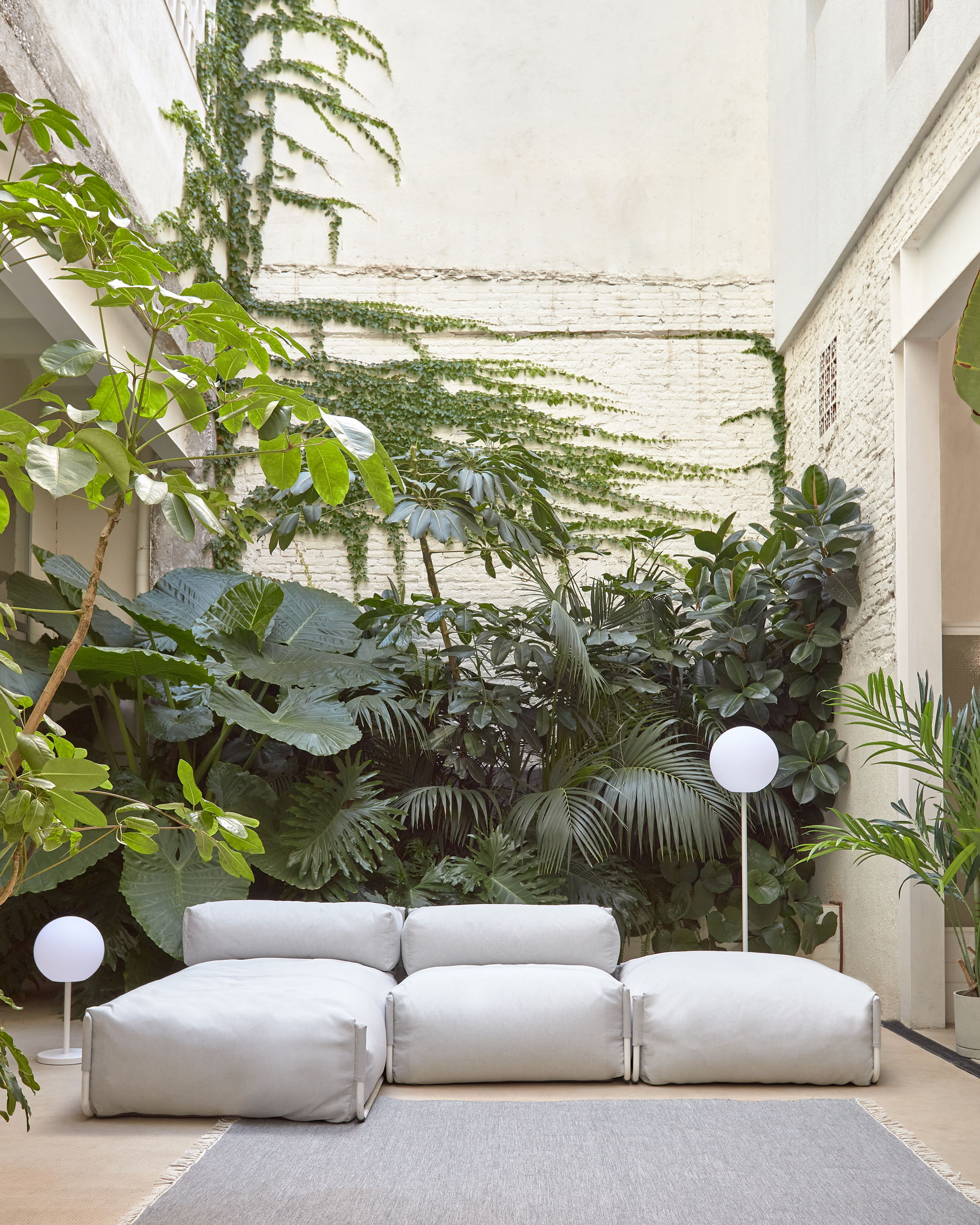 KAVE HOME Pouf SQUARE